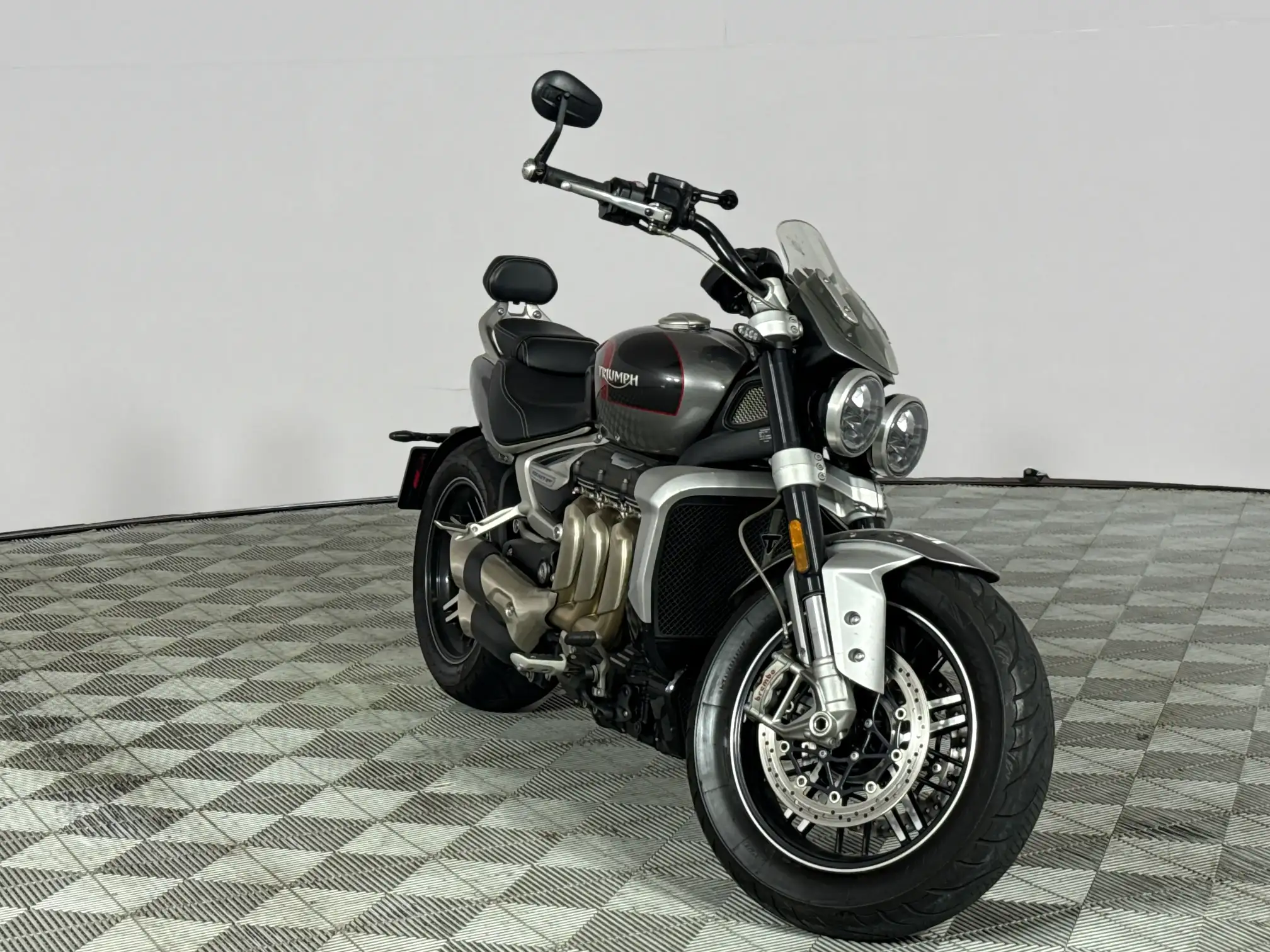 Triumph Rocket