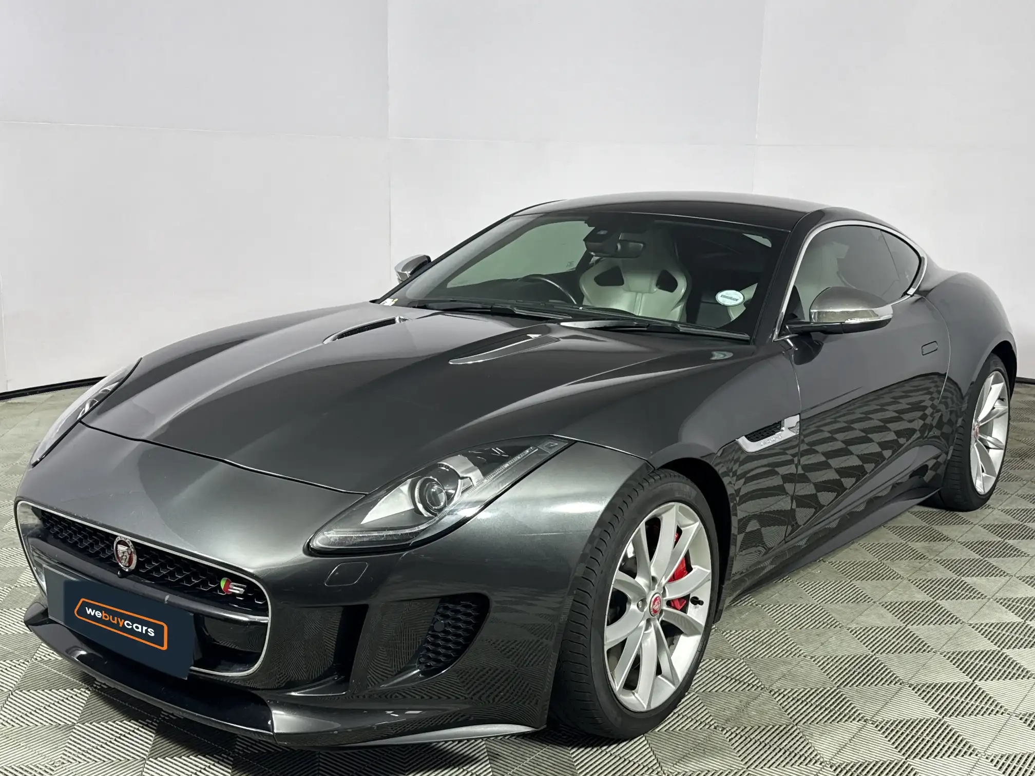 2019 Jaguar F-Type