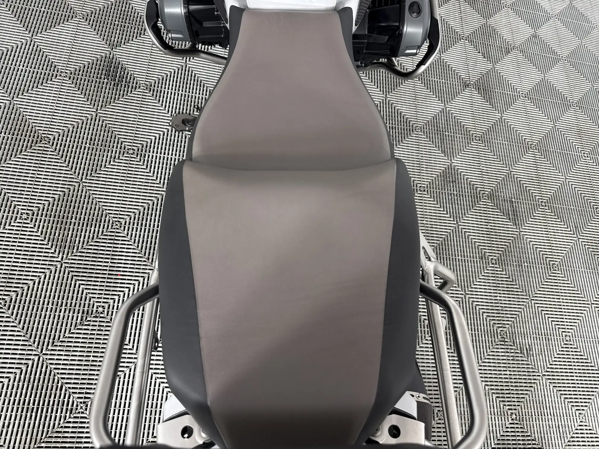 BMW R Series