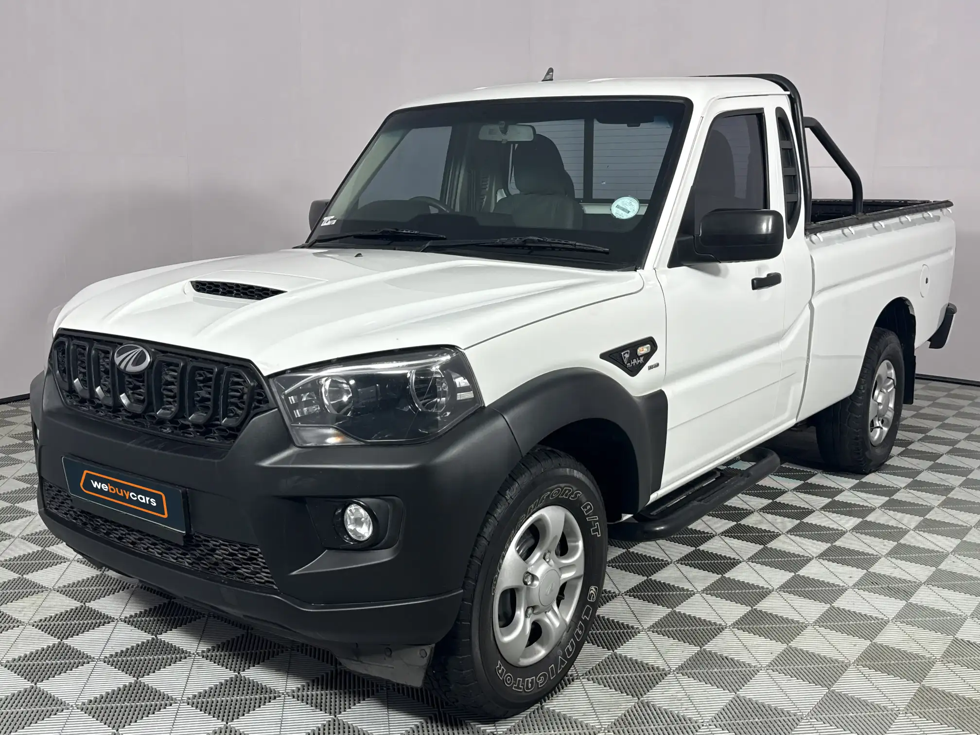 2023 Mahindra PIK UP