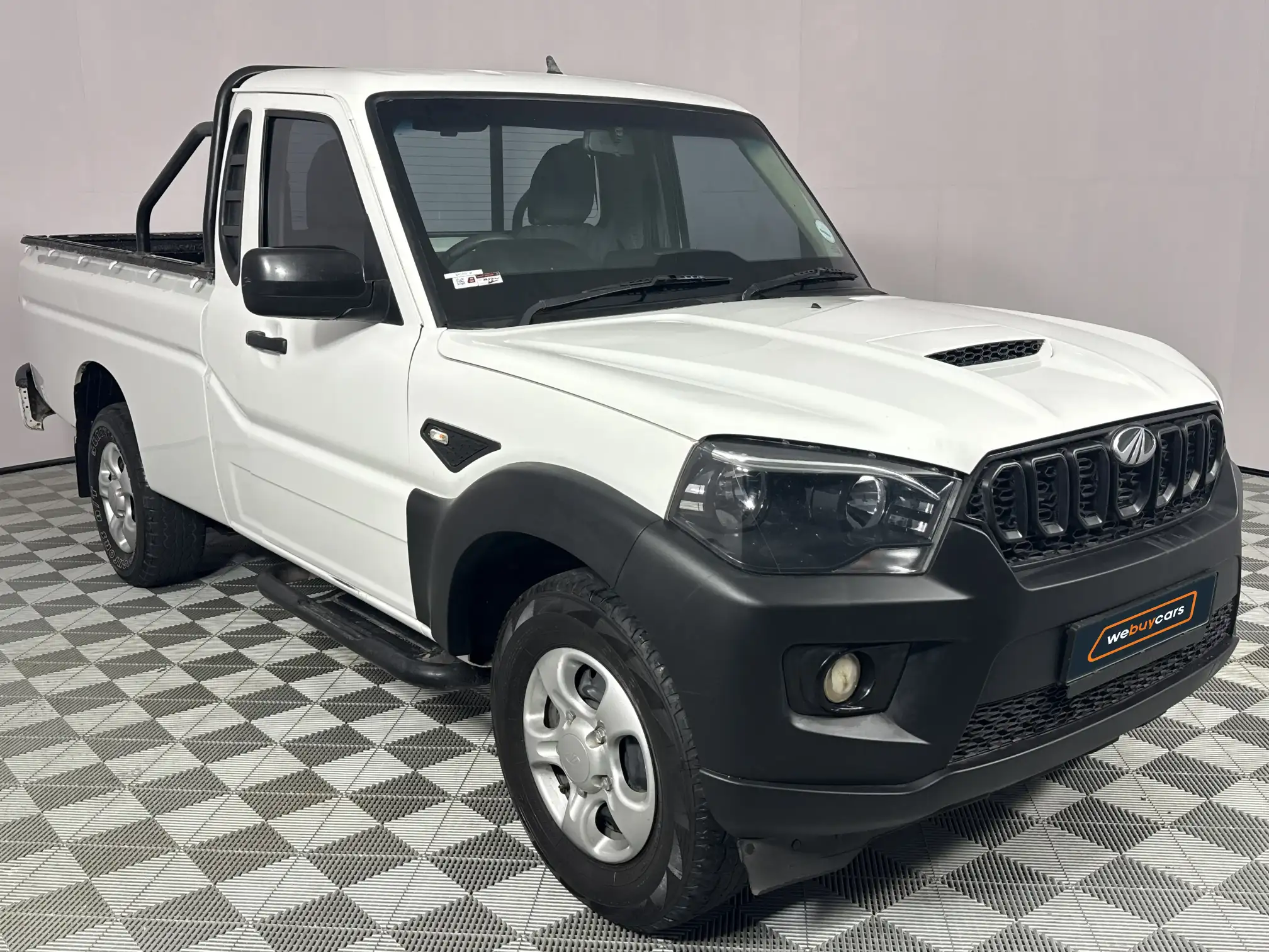 Mahindra PIK UP