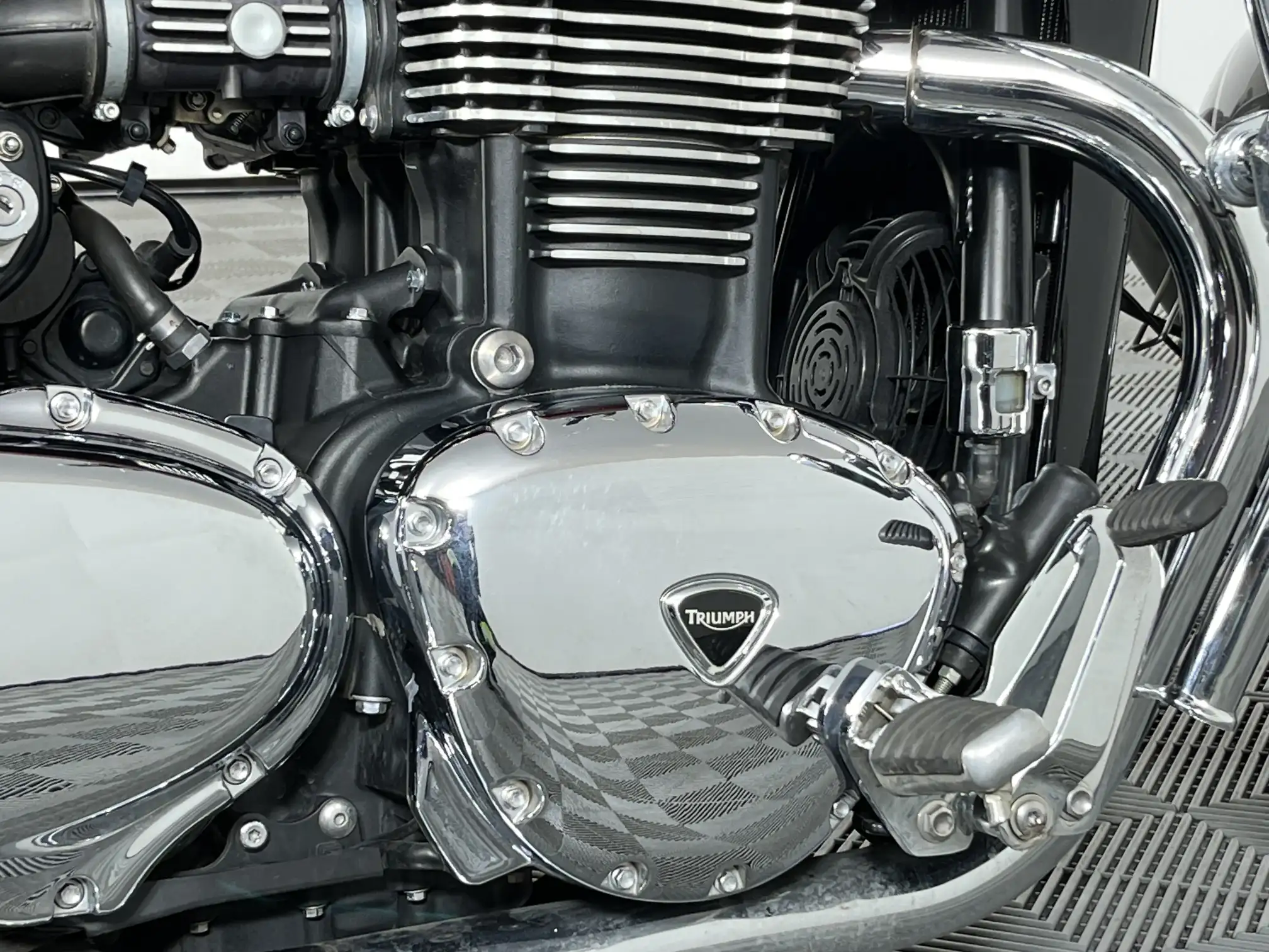 Triumph Thunderbird