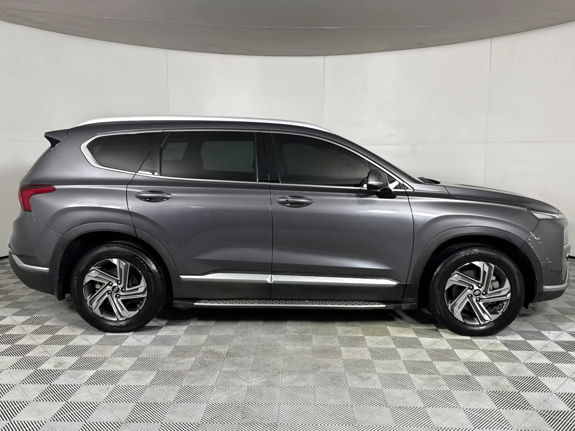 Hyundai Santa-FE