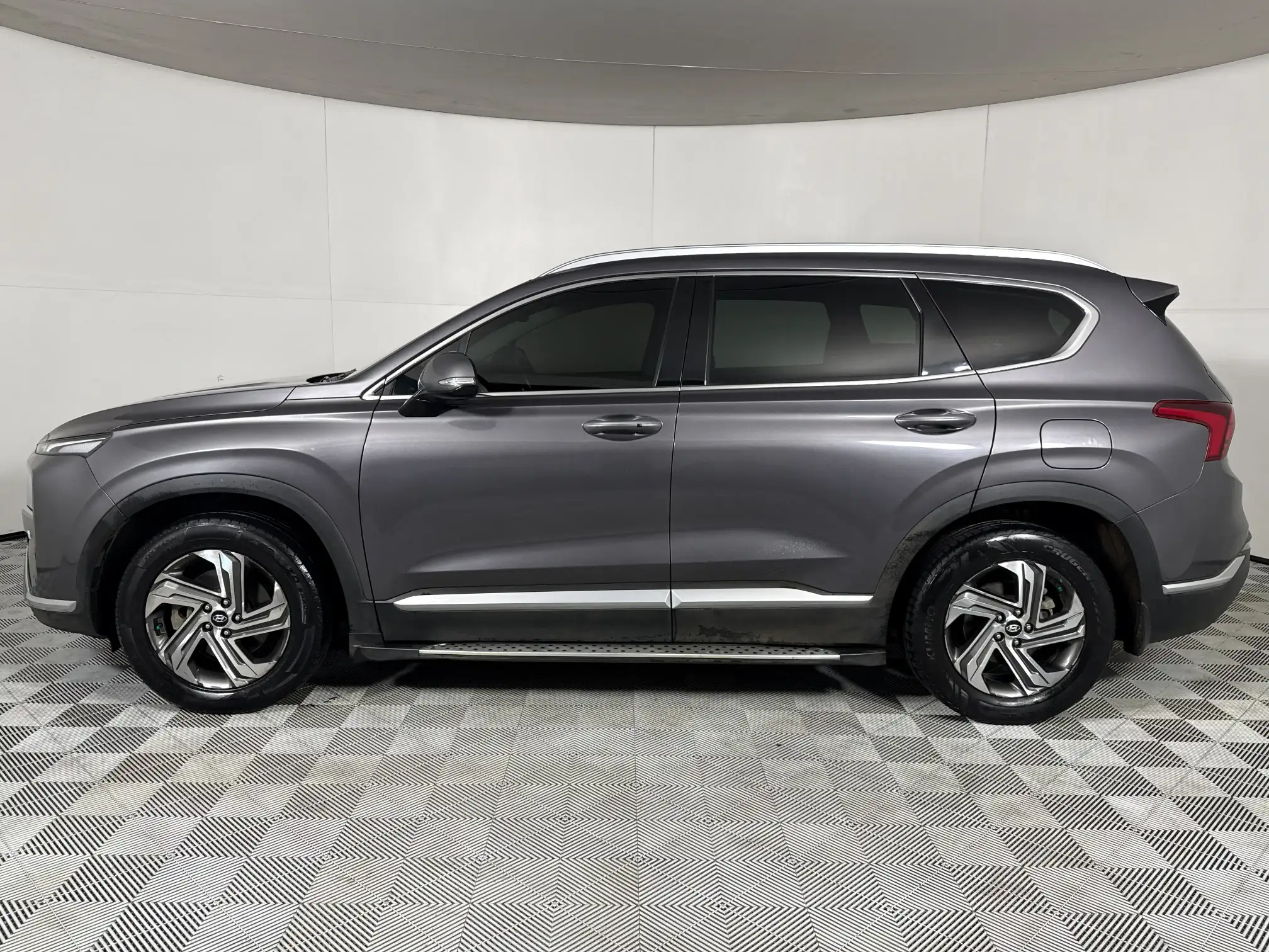 Hyundai Santa-FE