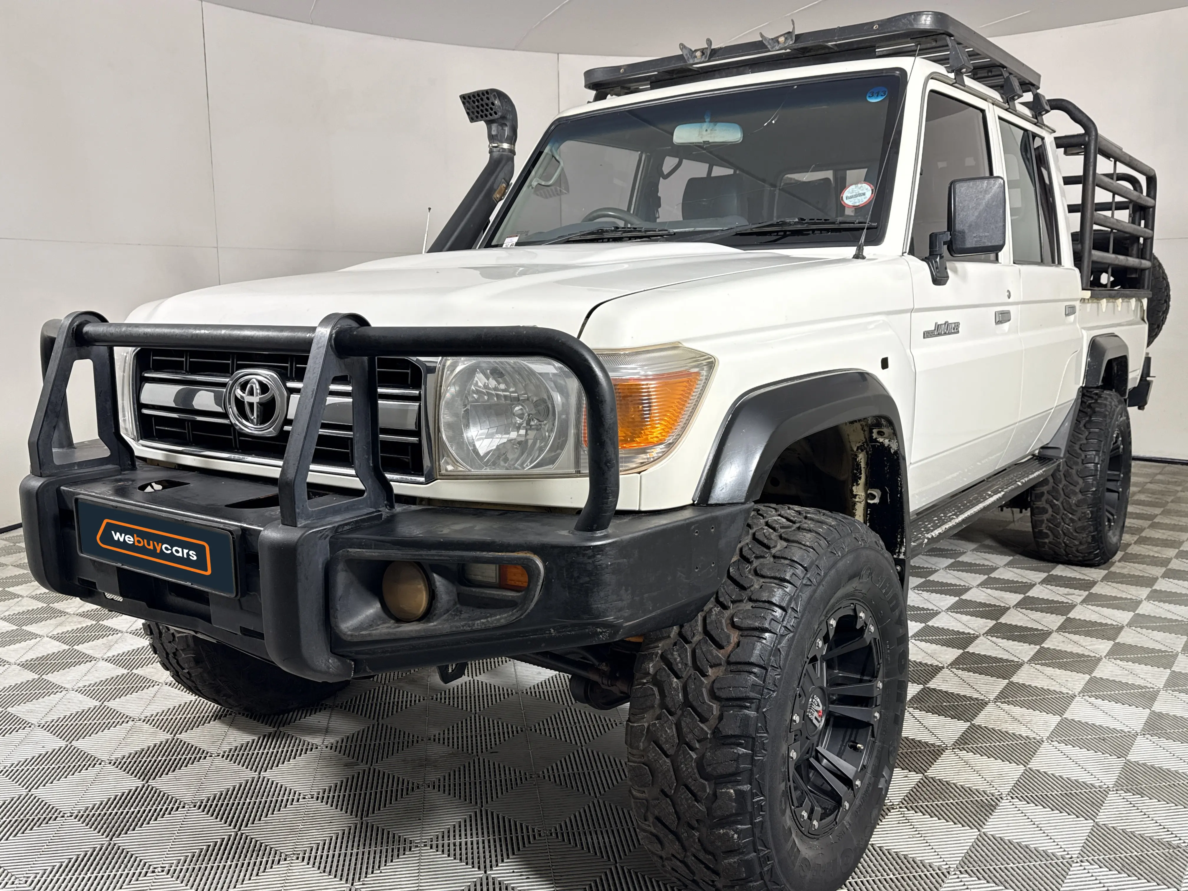 2015 Toyota Land Cruiser 79 4.0p Pick Up Double Cab