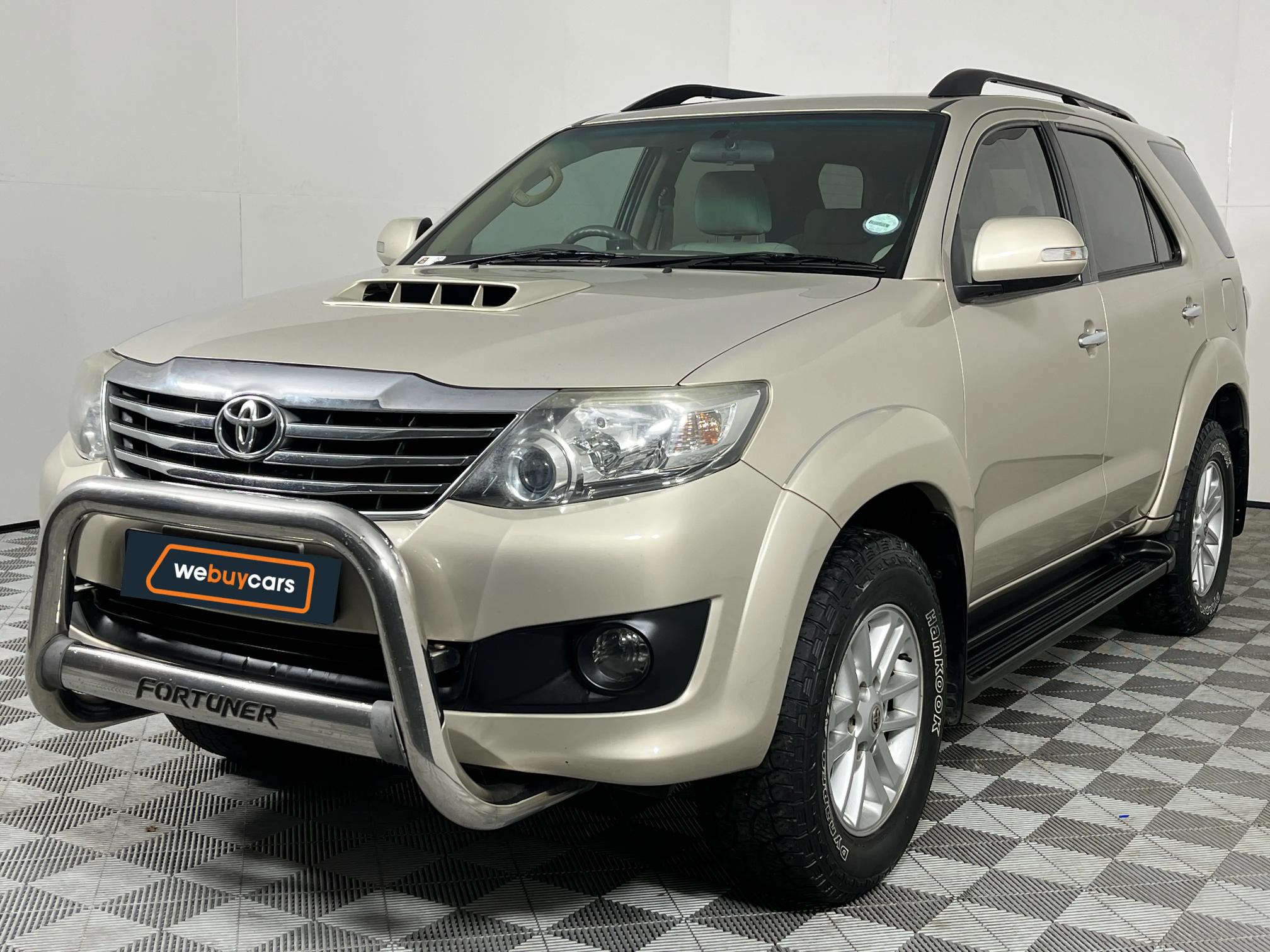 Toyota Fortuner III 2.5 D-4D VNT Raised Body