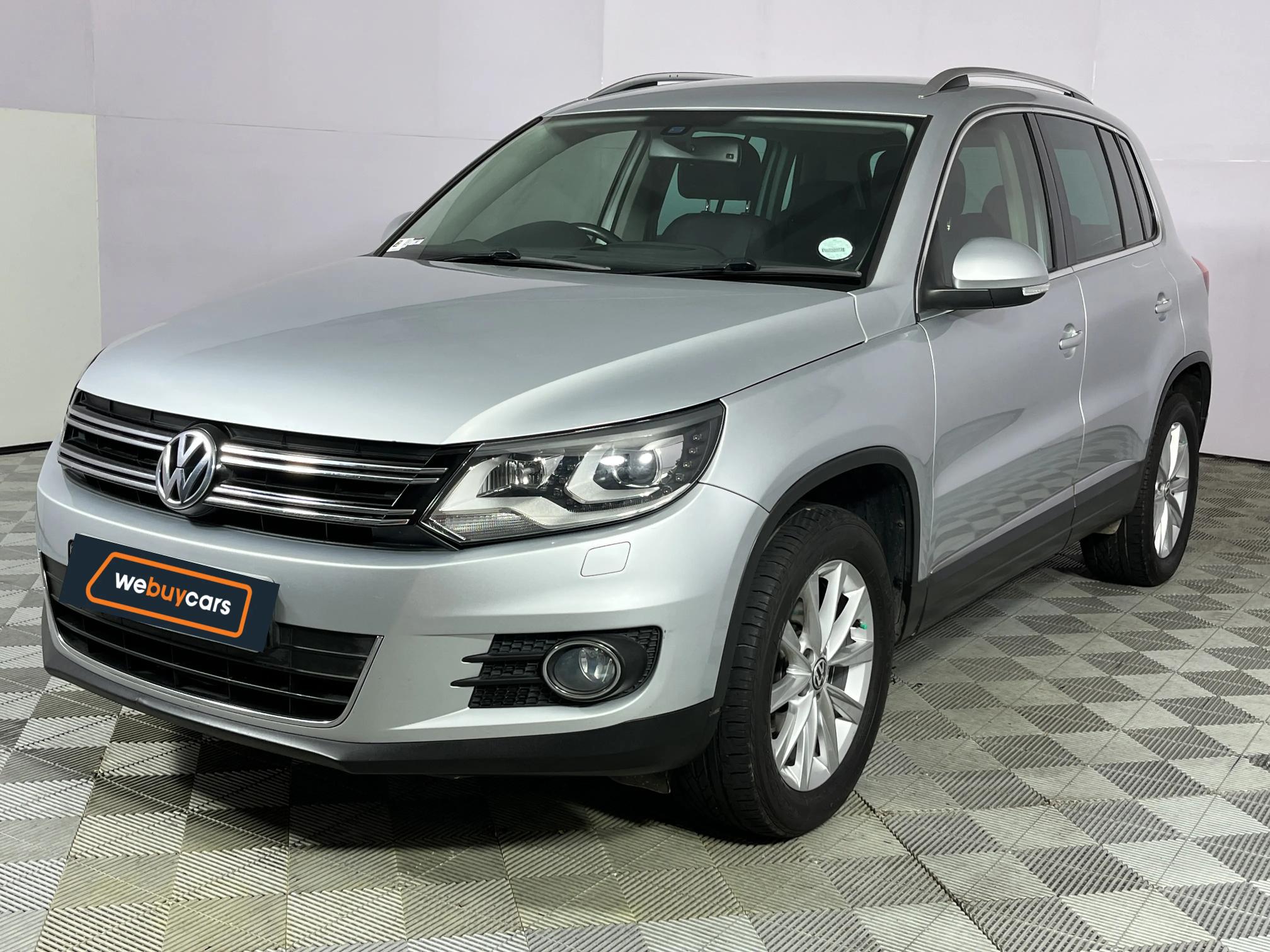 Volkswagen (VW) Tiguan II 2.0 TDi 4Motion Sport and Style DSG