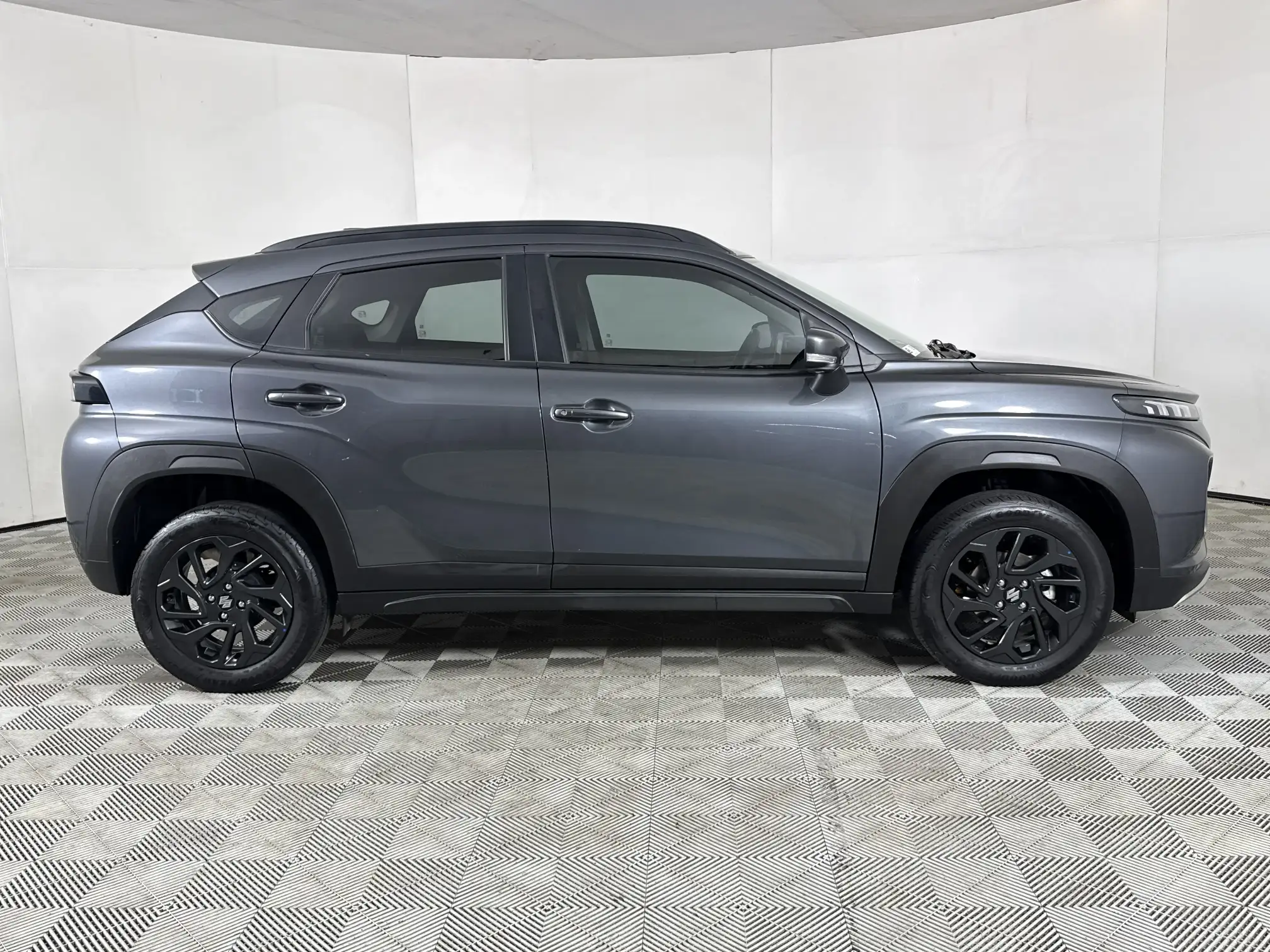 Suzuki Fronx