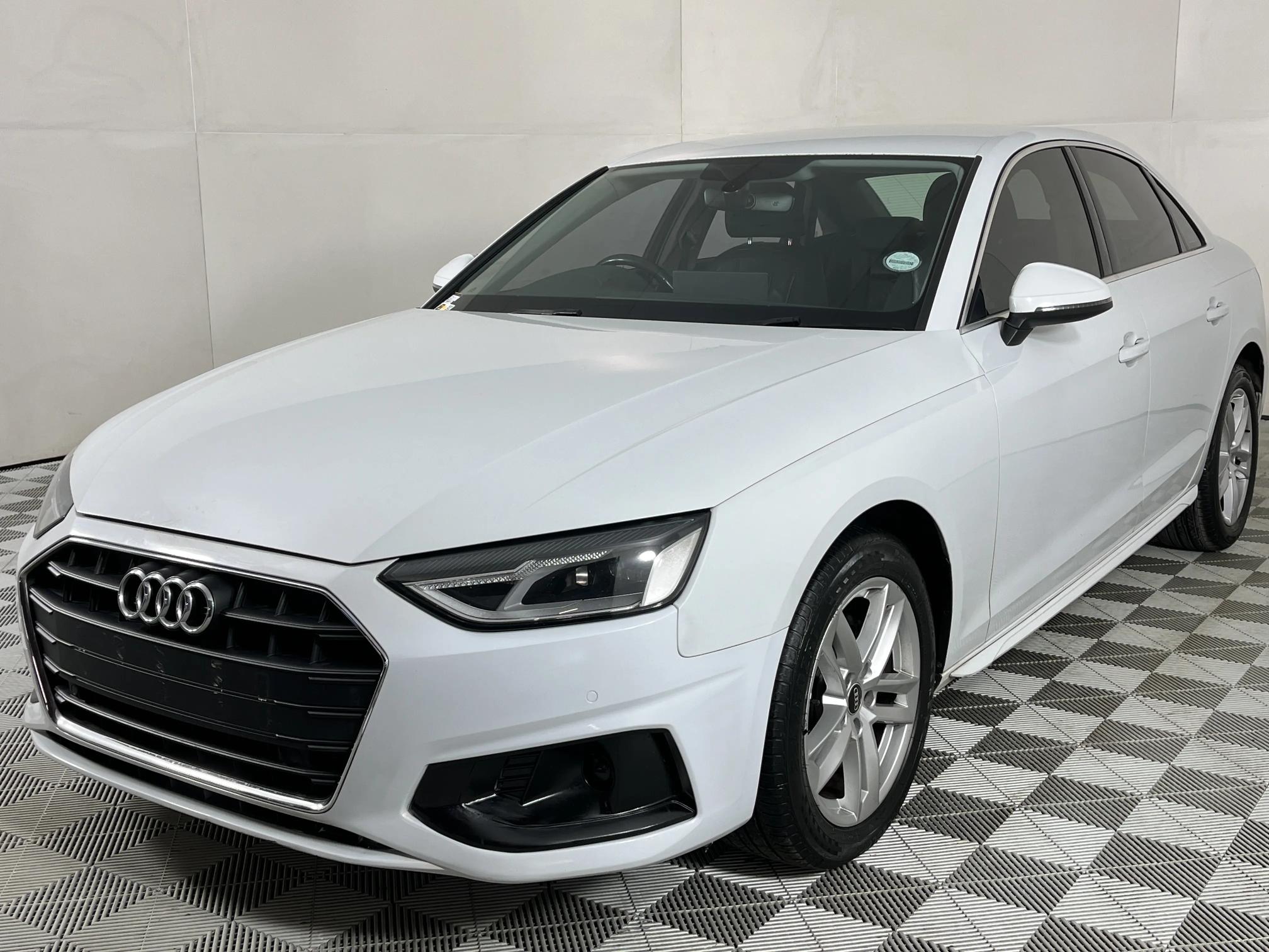 Audi A4 2.0 TDi S-Tronic (35TDI) (B9)