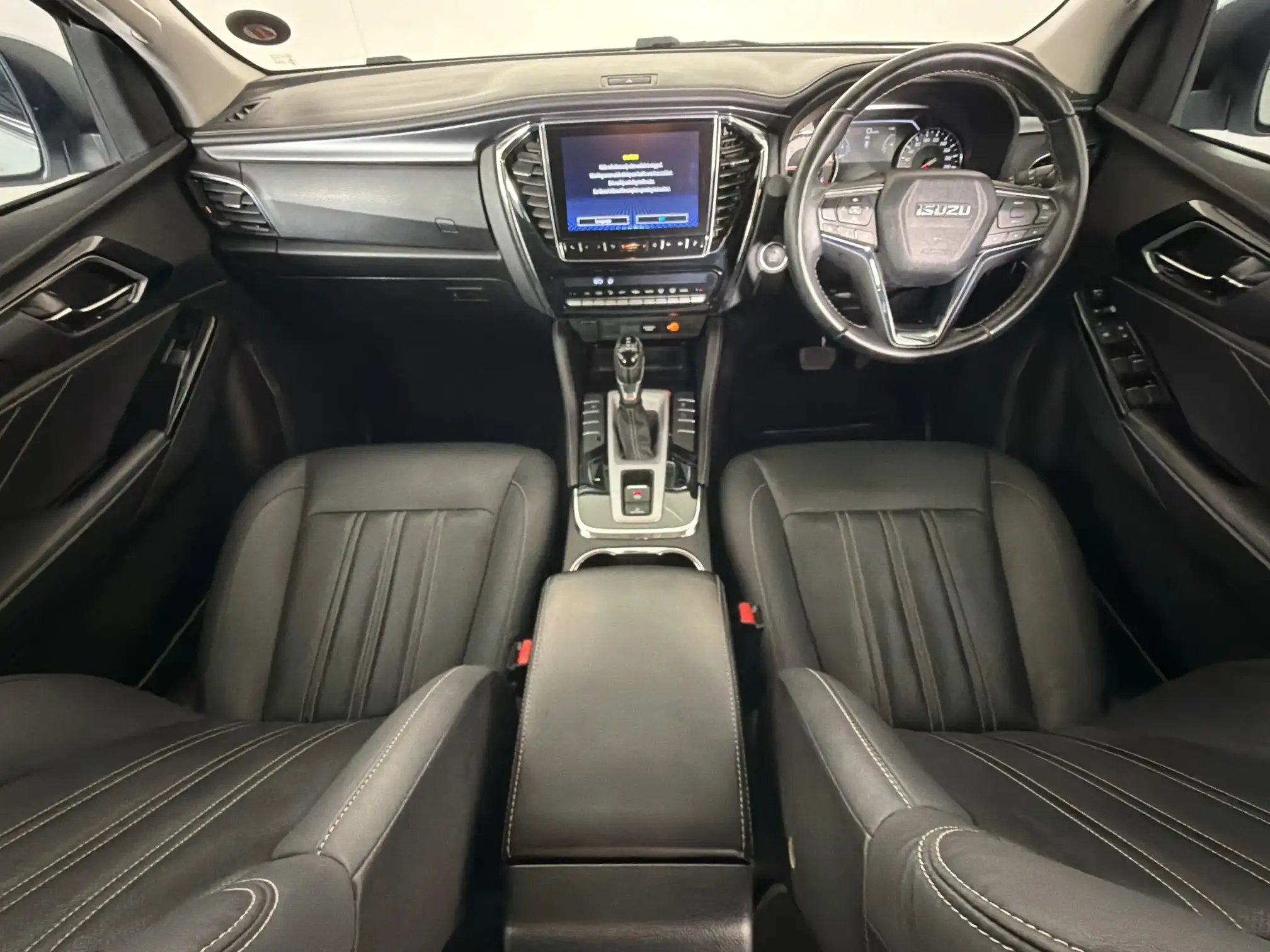 Isuzu MU-X