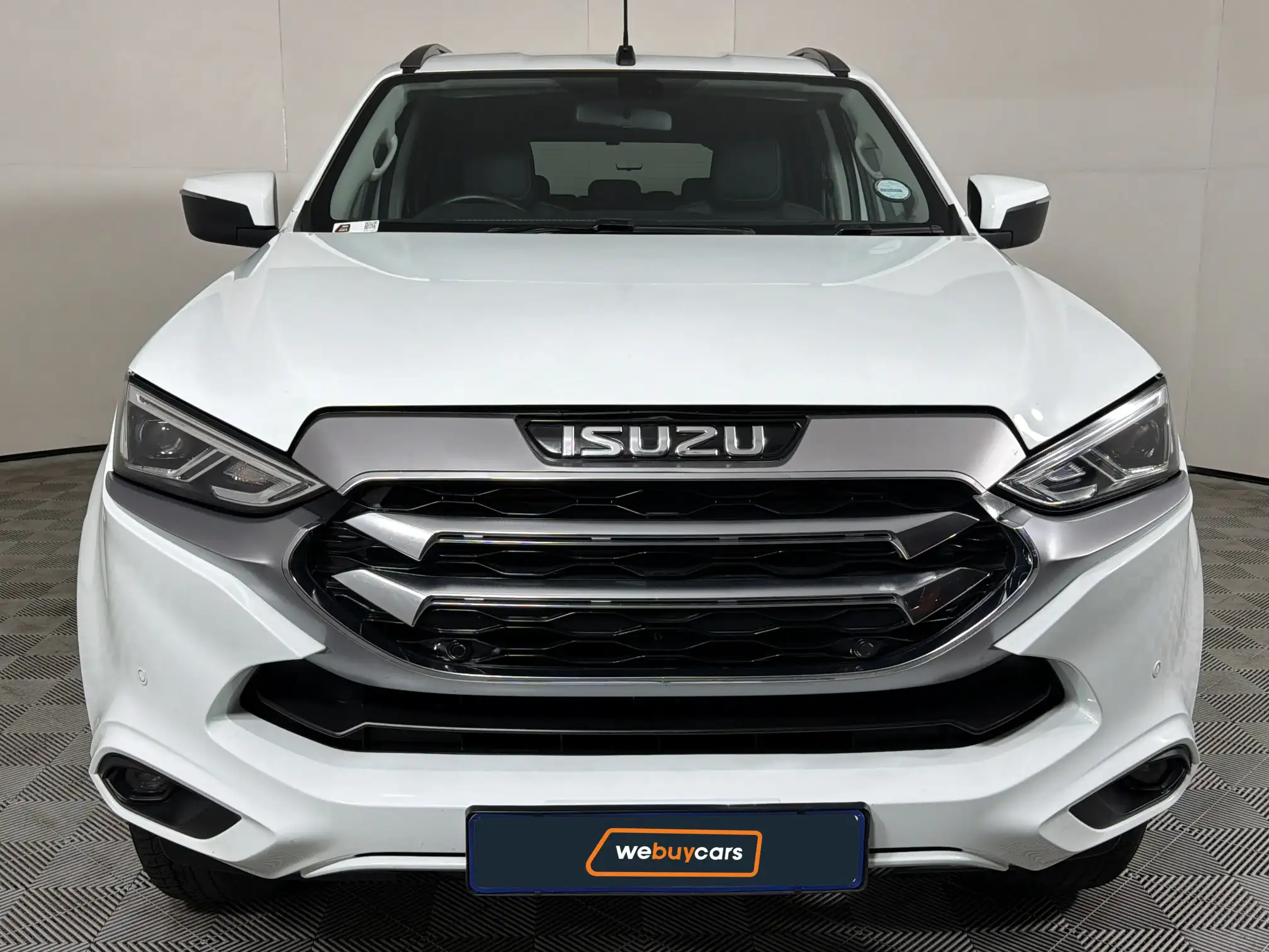 Isuzu MU-X