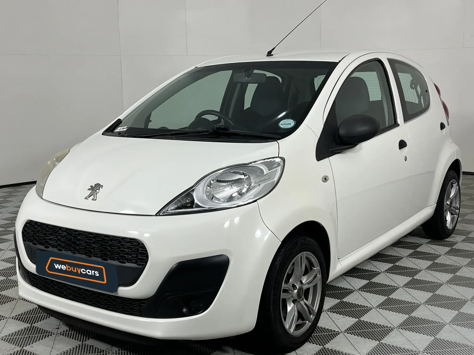 2015 Peugeot 107