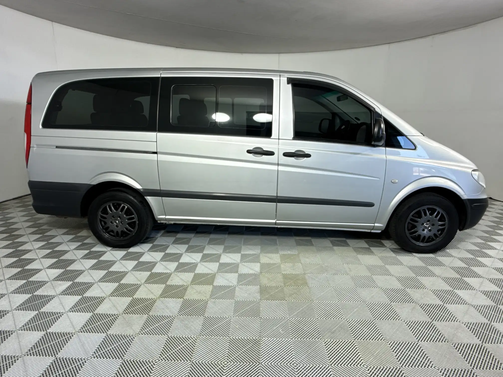 Mercedes-Benz Vito BUS