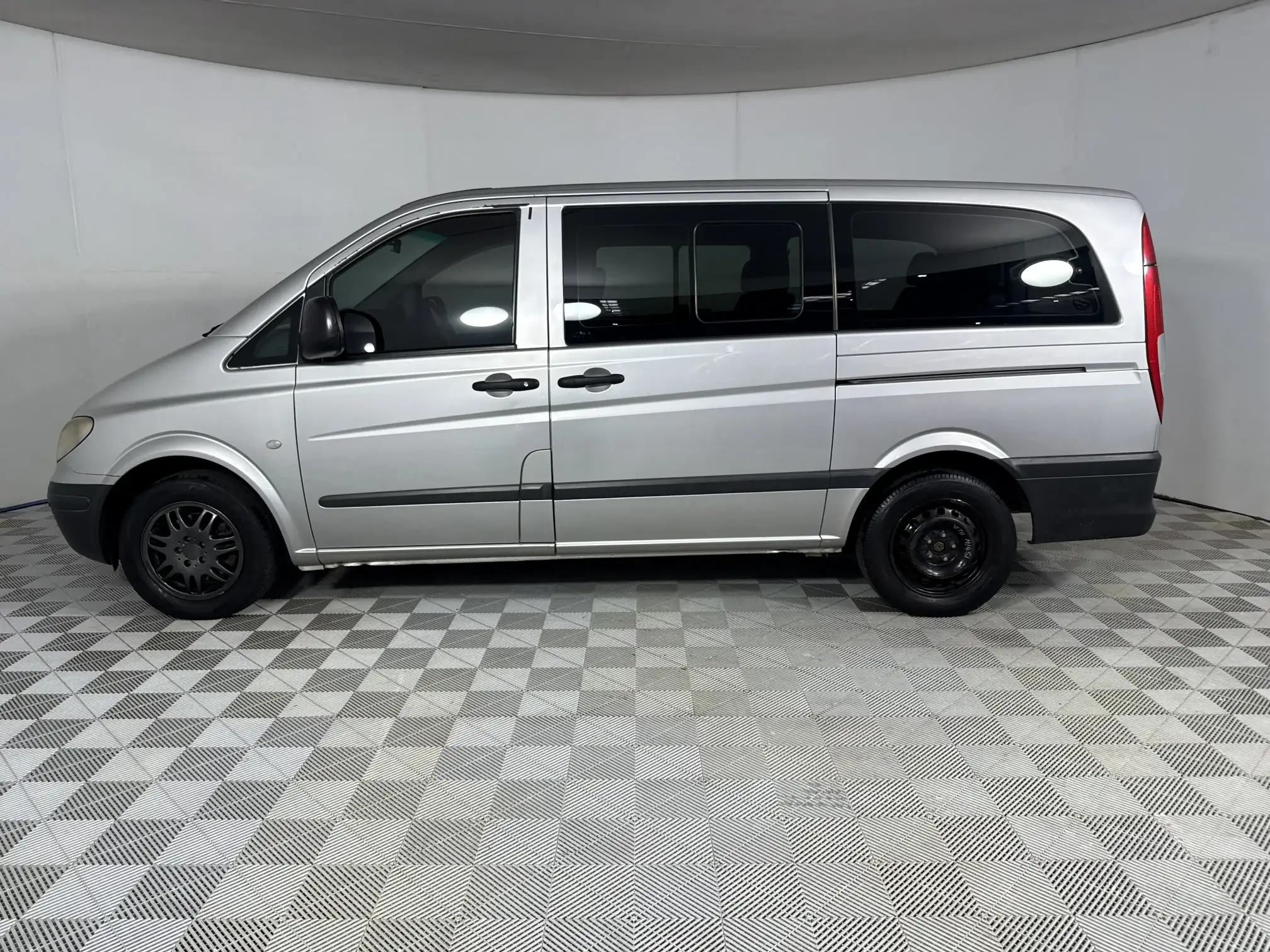 Mercedes-Benz Vito BUS