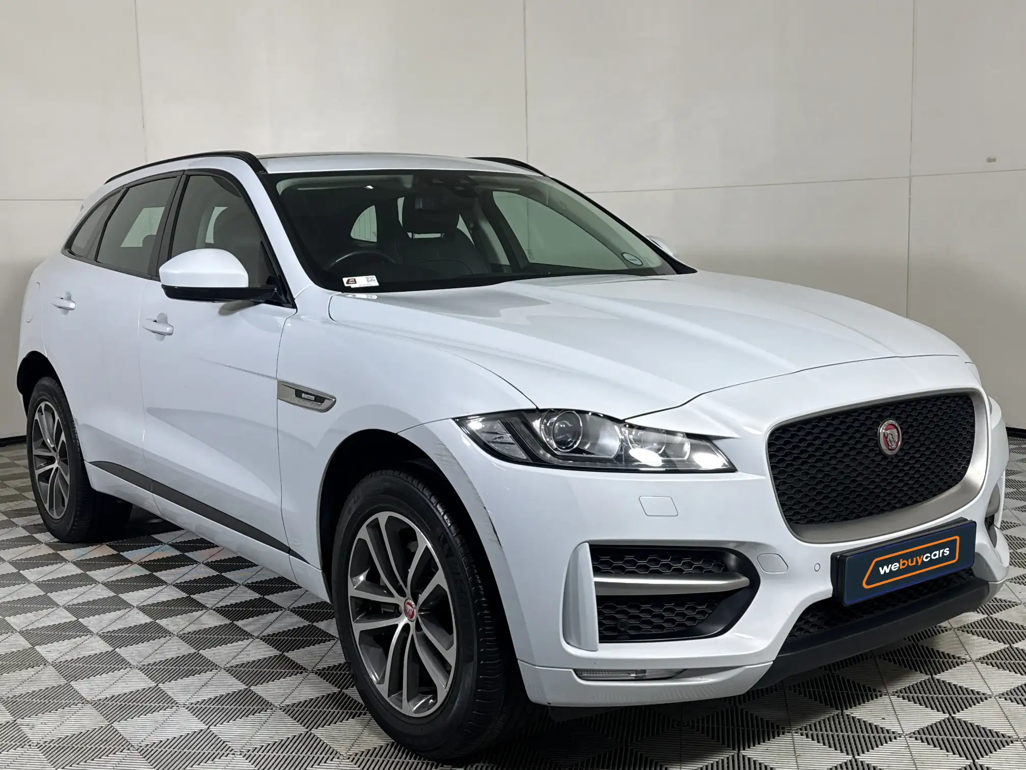 Jaguar F-Pace