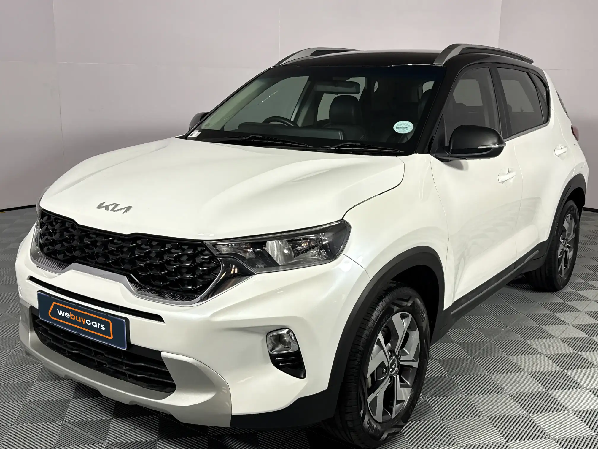2021 KIA Sonet