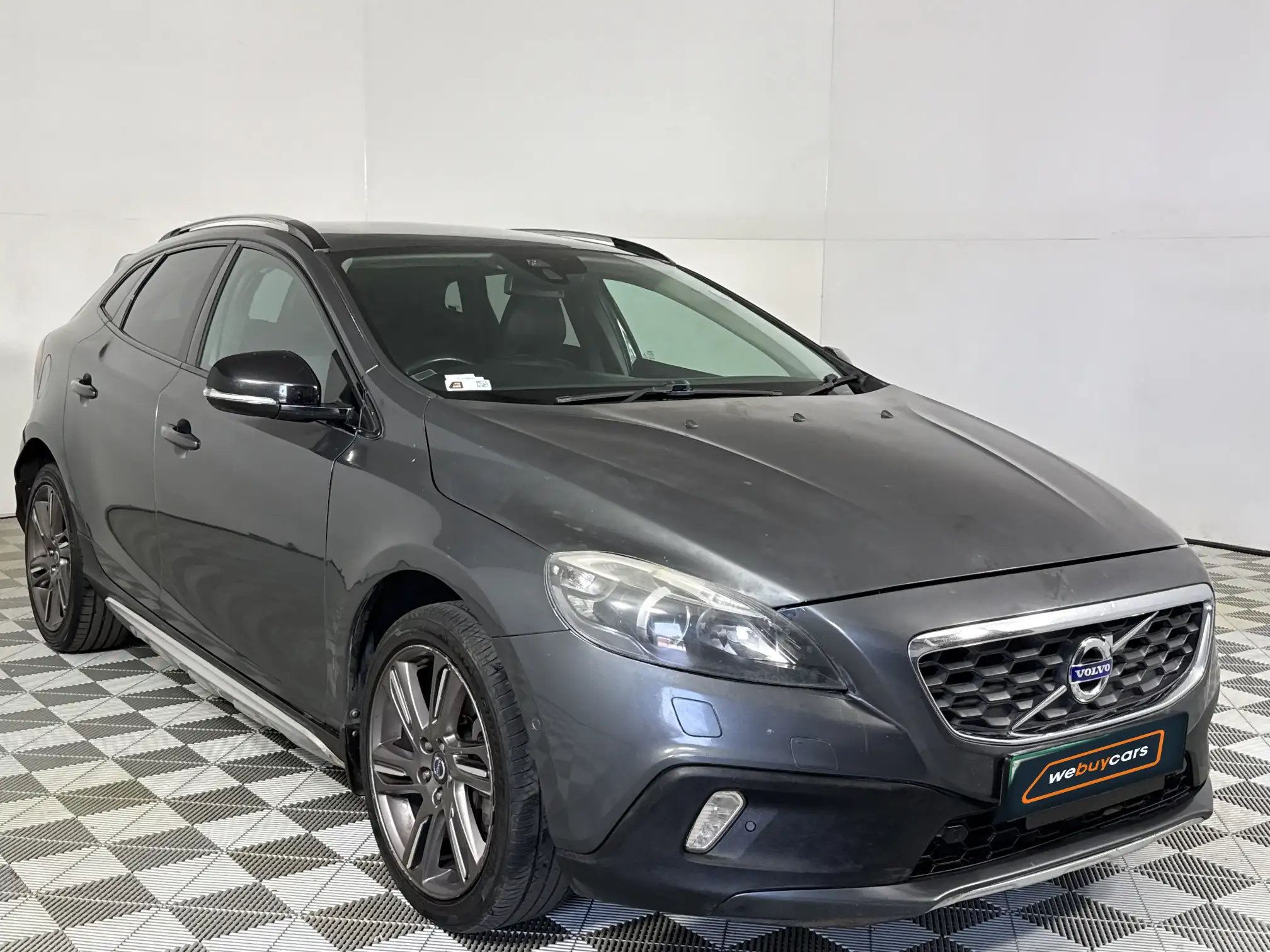 Volvo V40