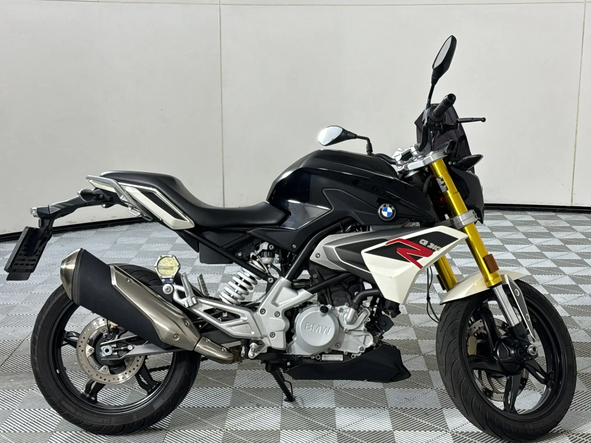 2019 BMW C