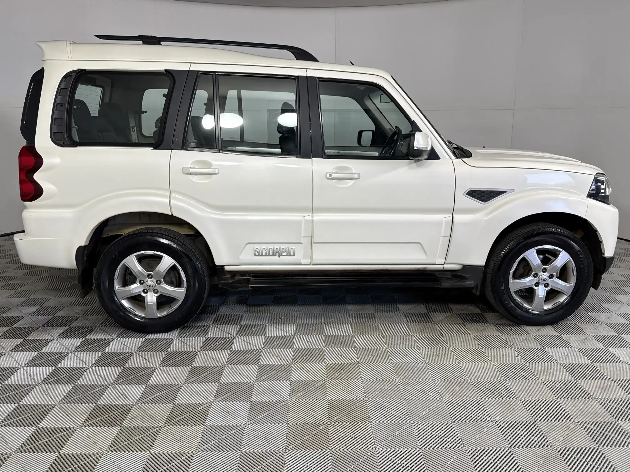Mahindra Scorpio
