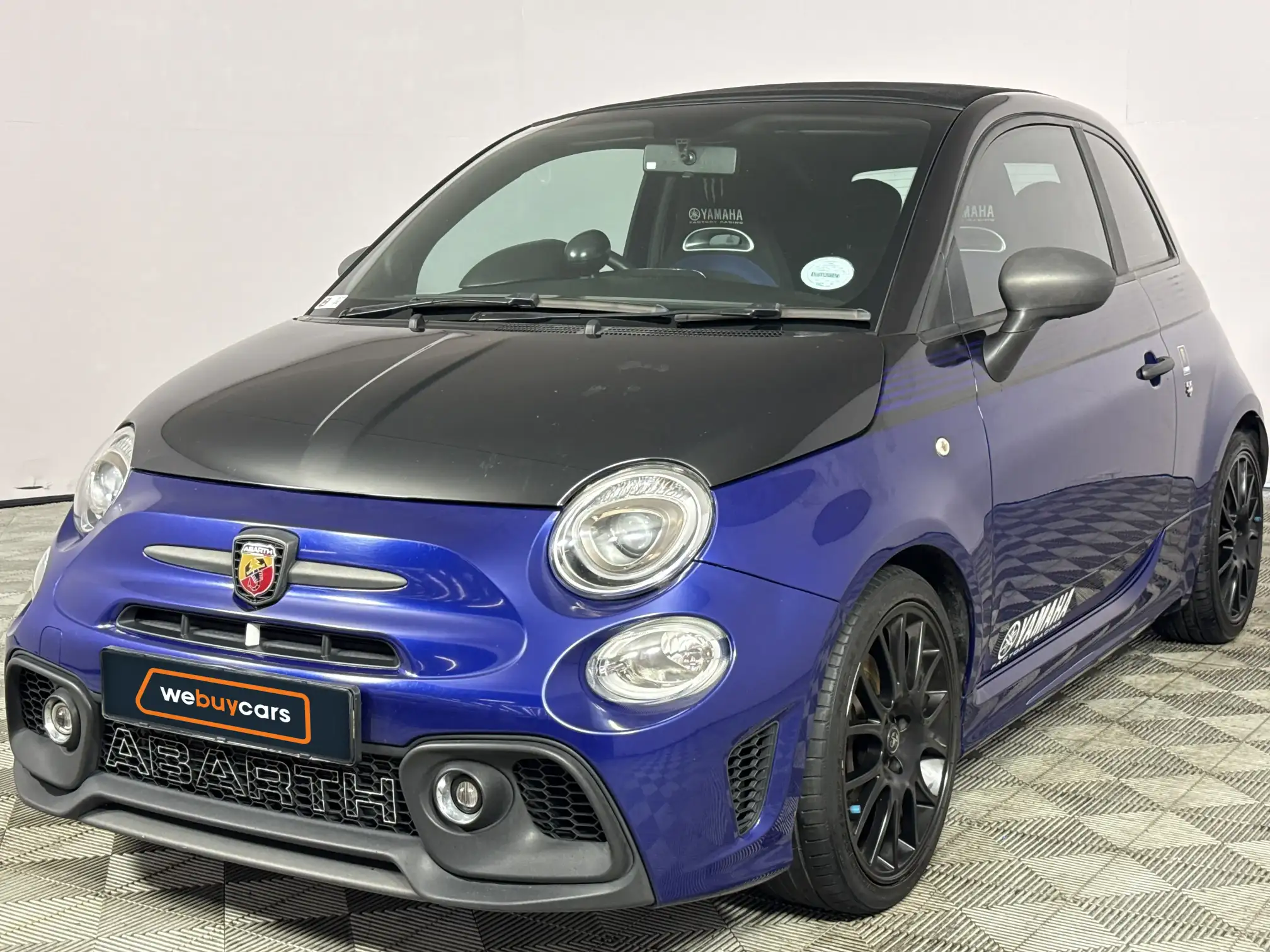 2022 Abarth 500/695