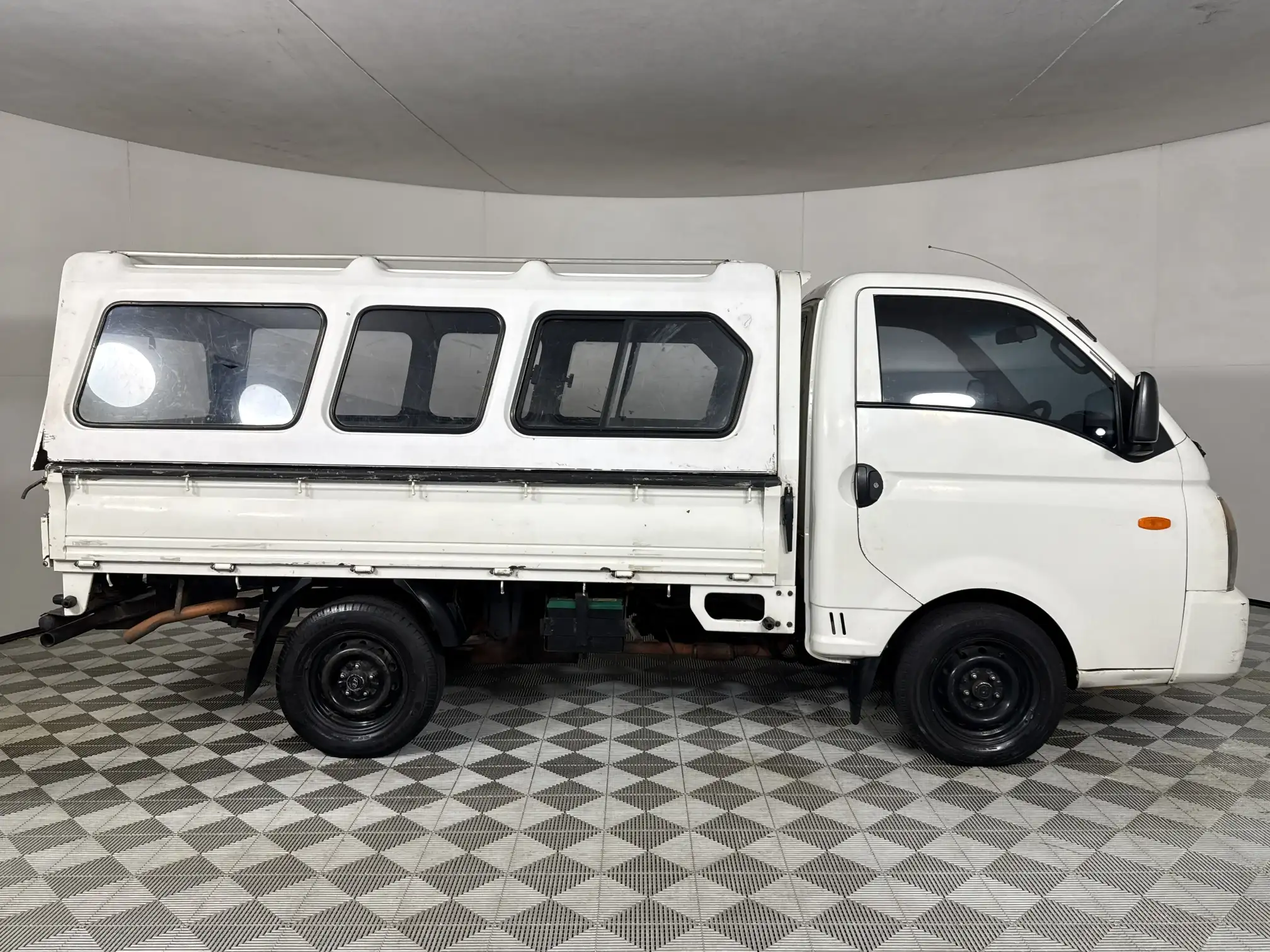 Hyundai H100