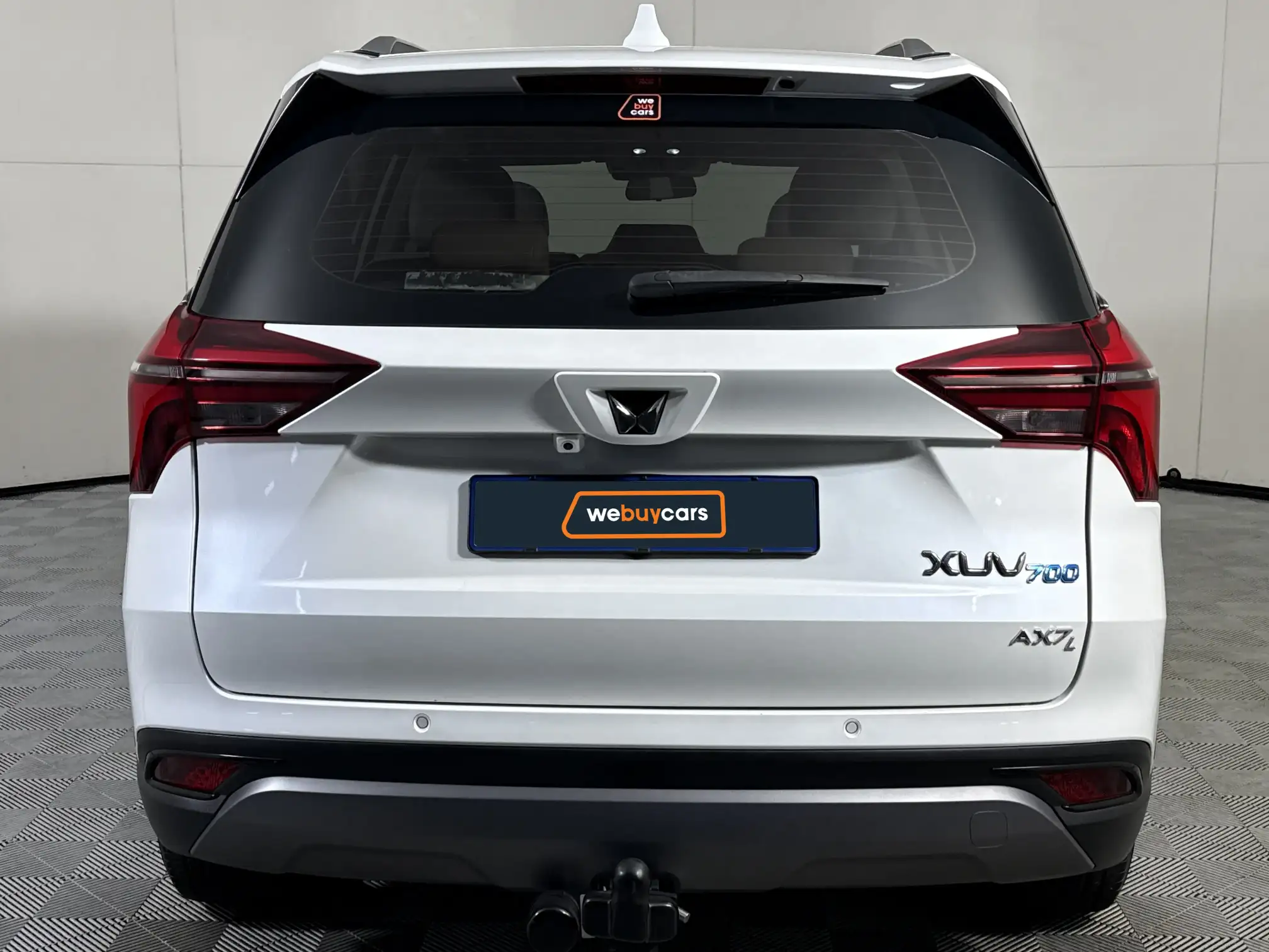 Mahindra XUV 700