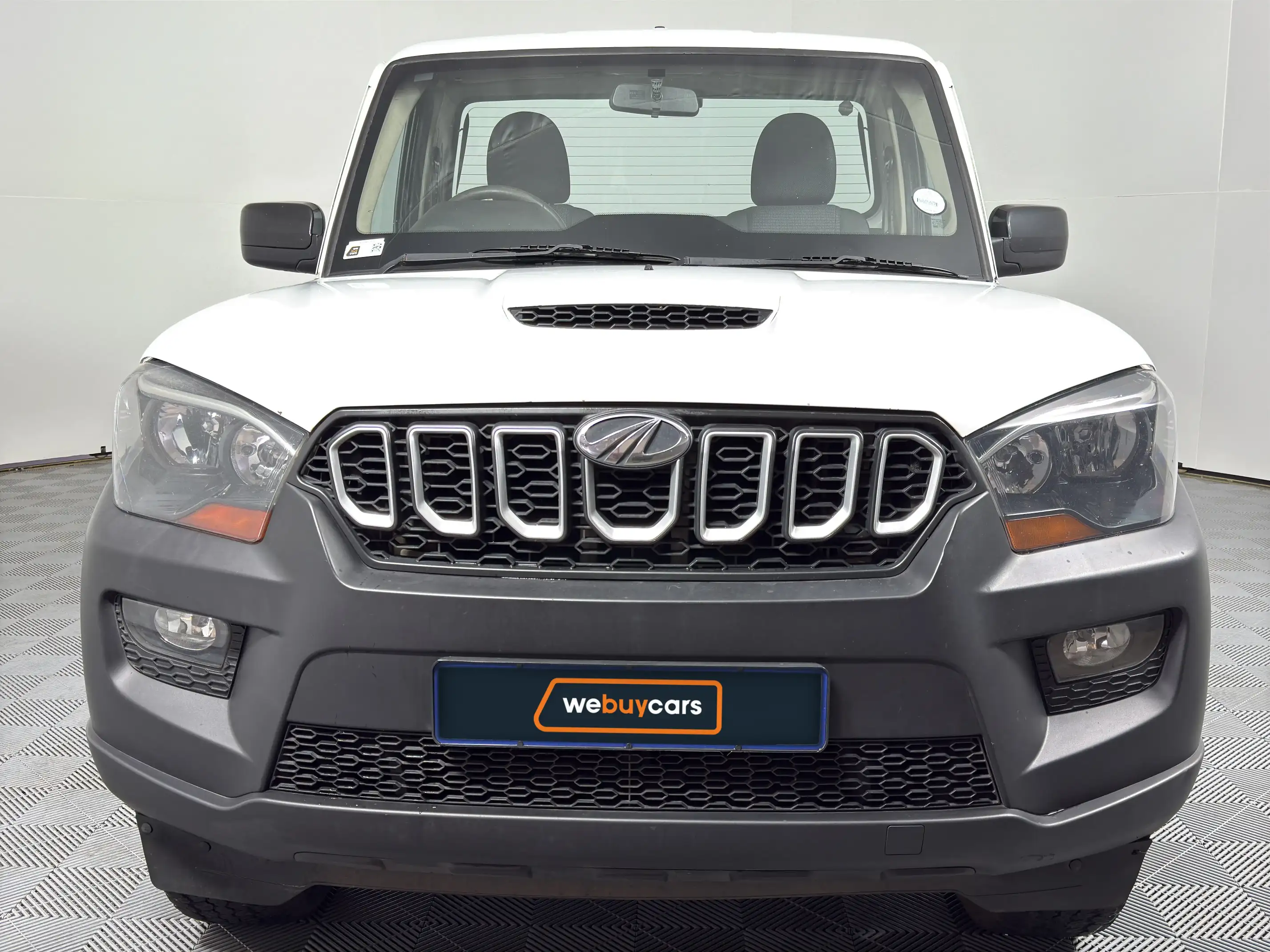 Mahindra PIK UP