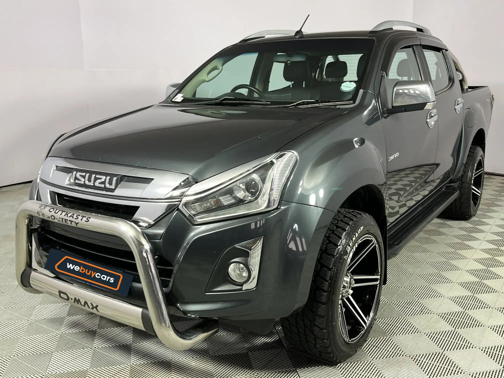 2020 Isuzu D-MAX 300 LX 4x4 Auto Double Cab Pick Up at Riverhorse (KZN) for sale R457900