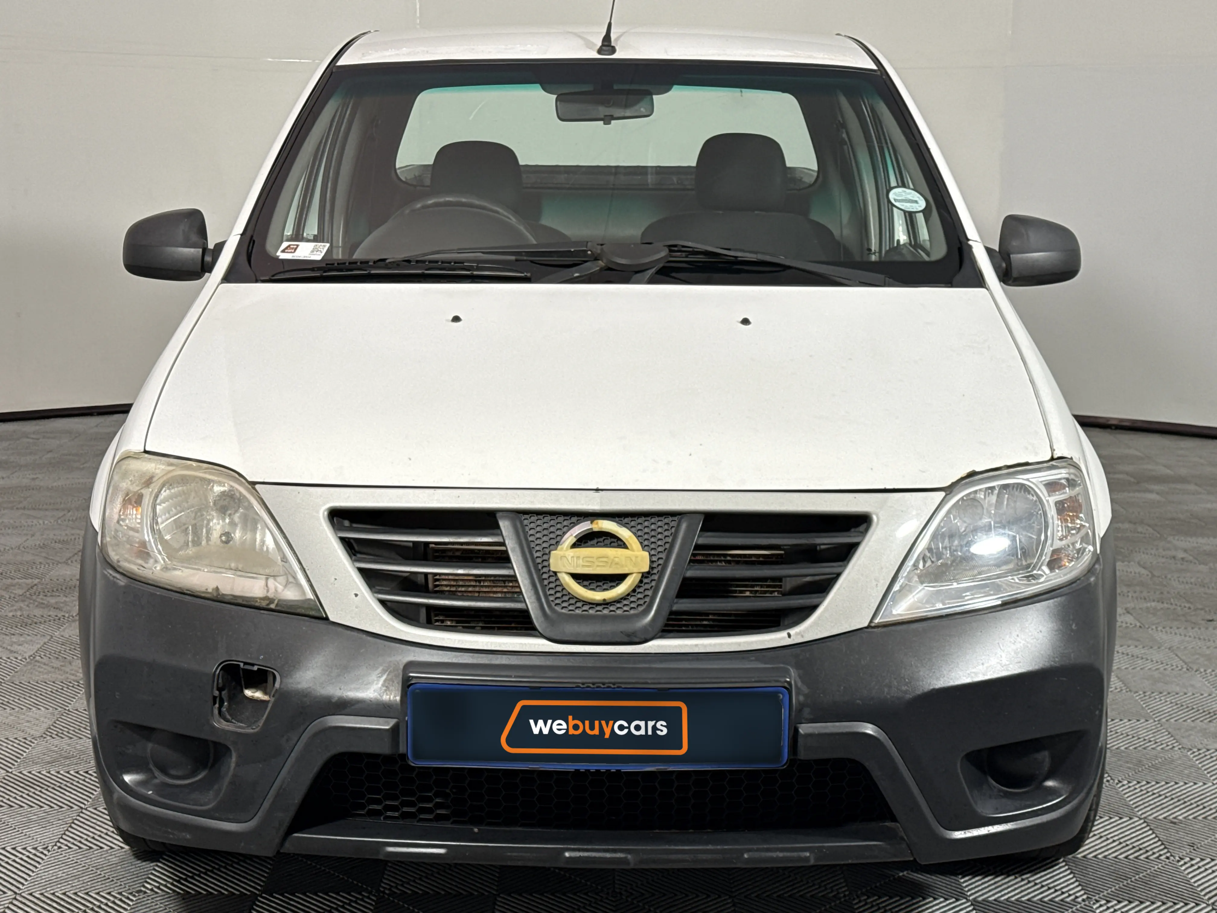 2017 Nissan NP200 1.6 A/C Safety Pack Pick Up Single Cab, photo 2