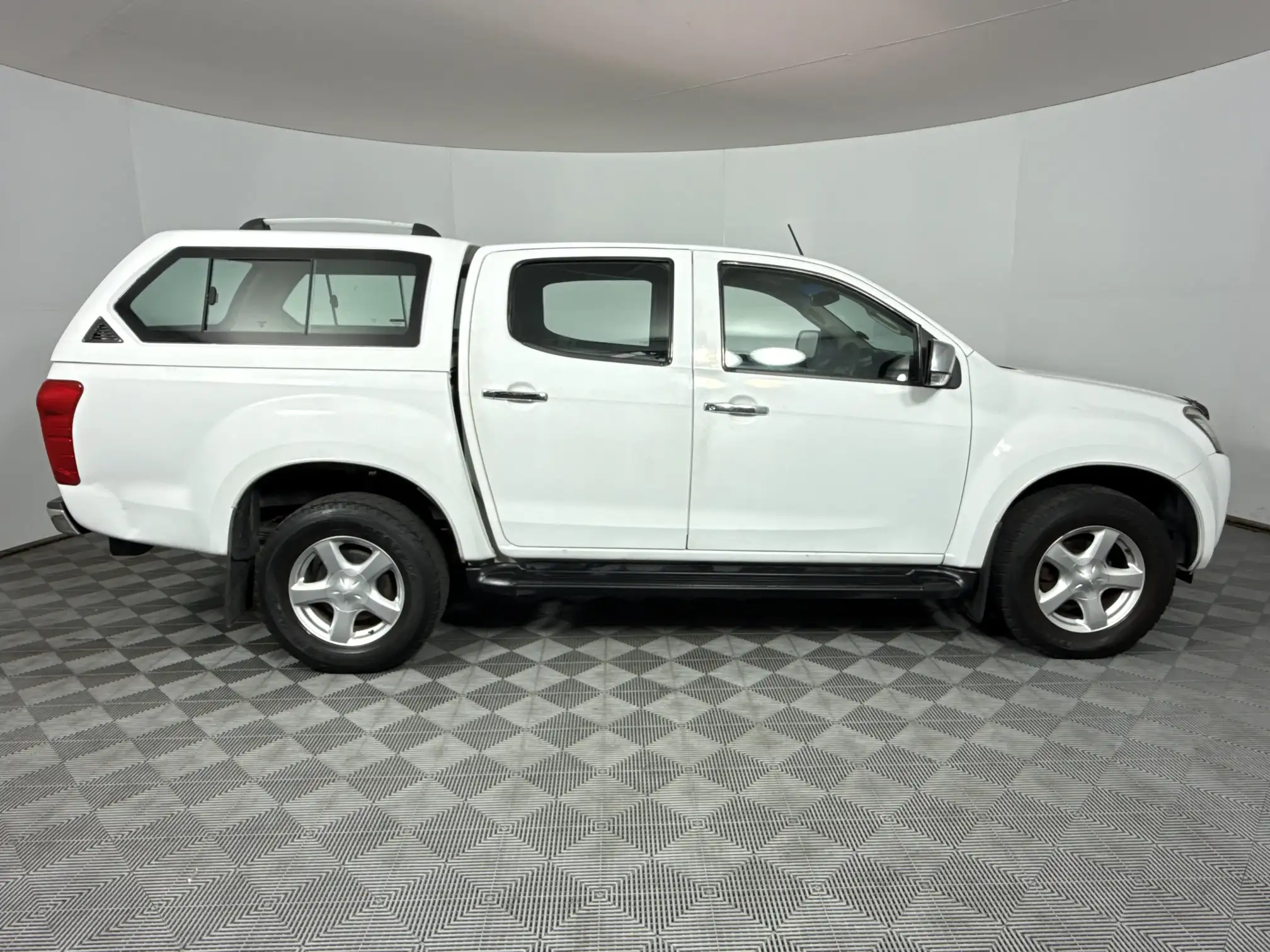 Isuzu KB