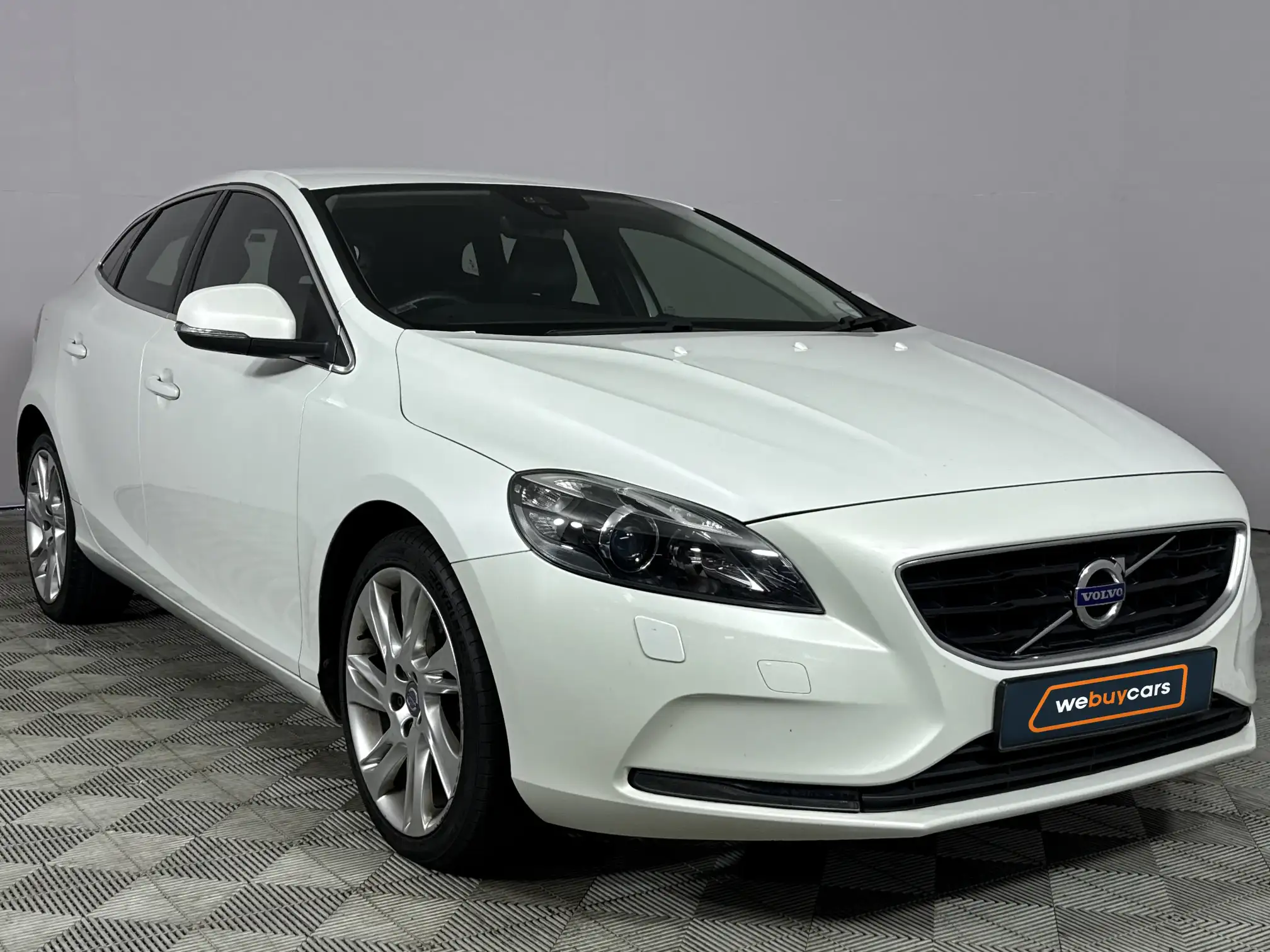 Volvo V40