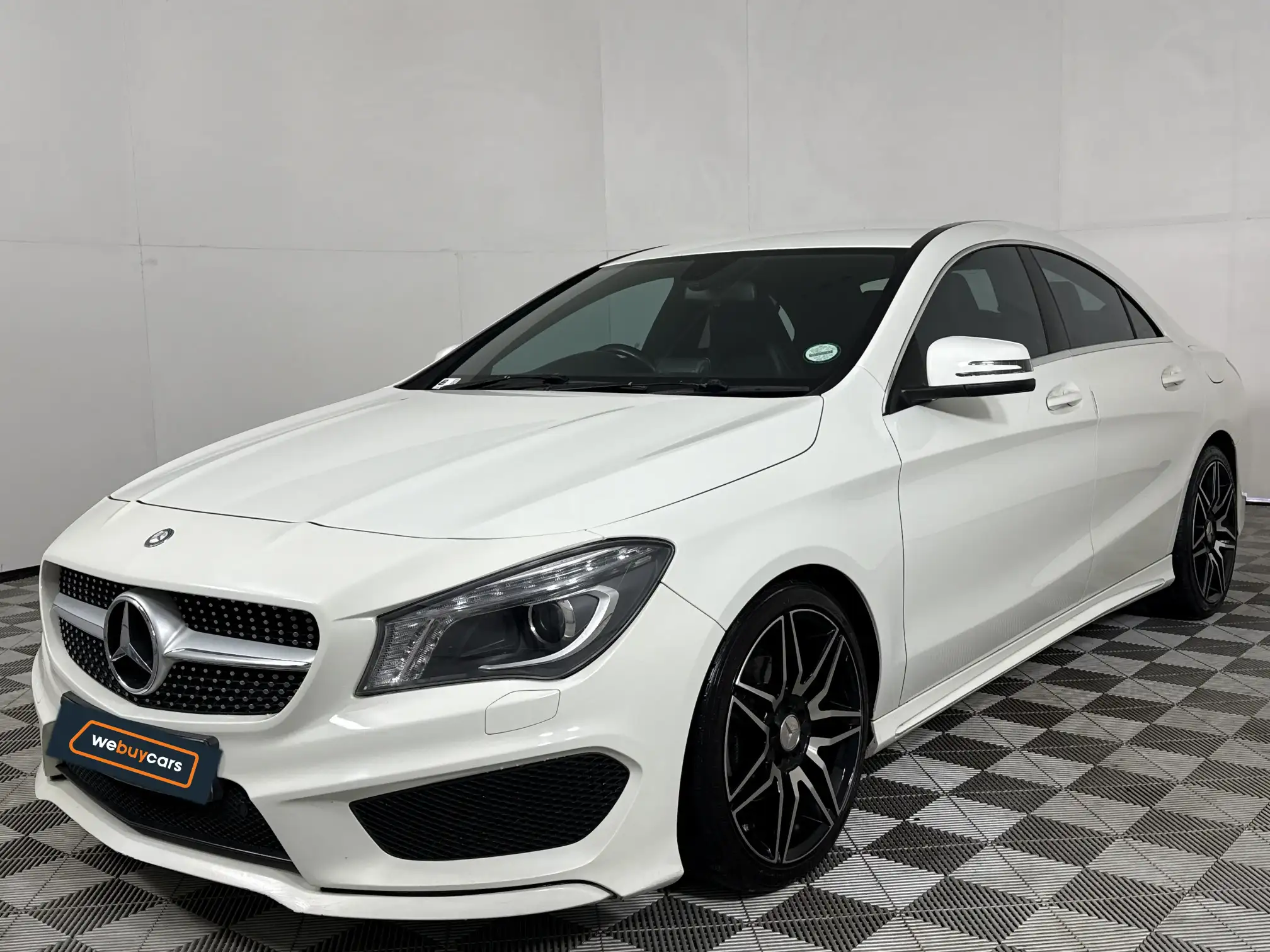 2014 Mercedes-Benz CLA