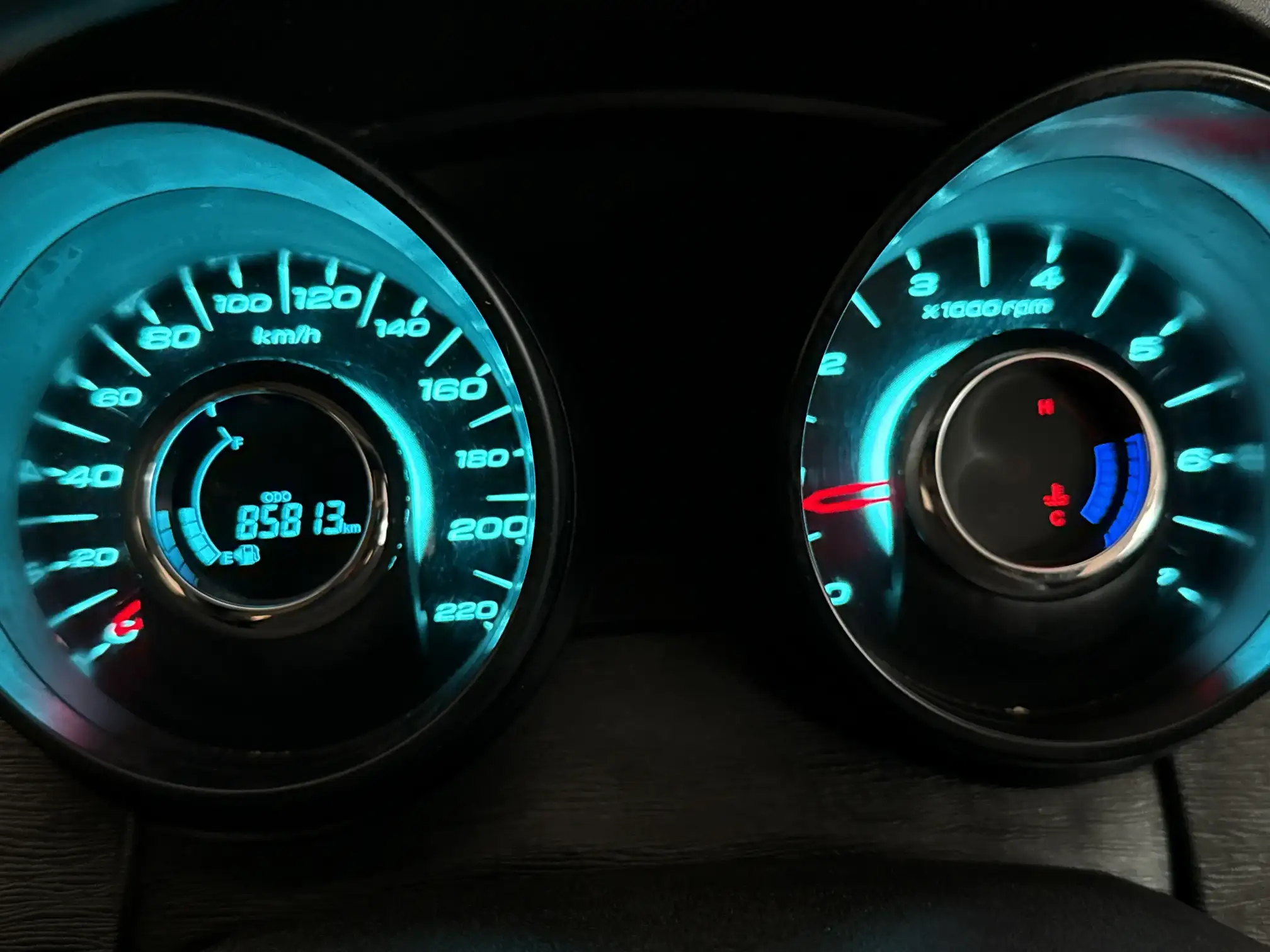 Mahindra XUV