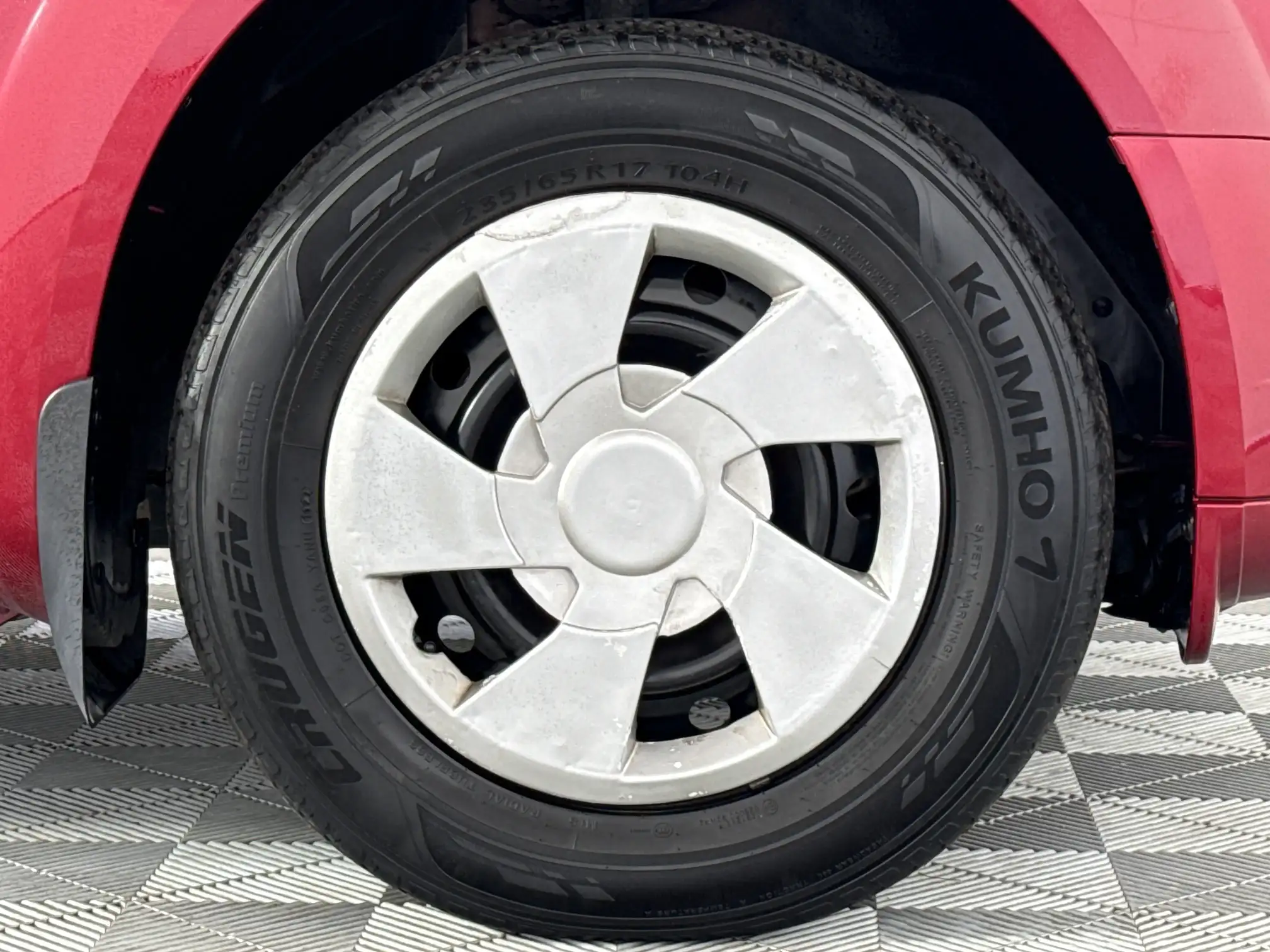 Mahindra XUV