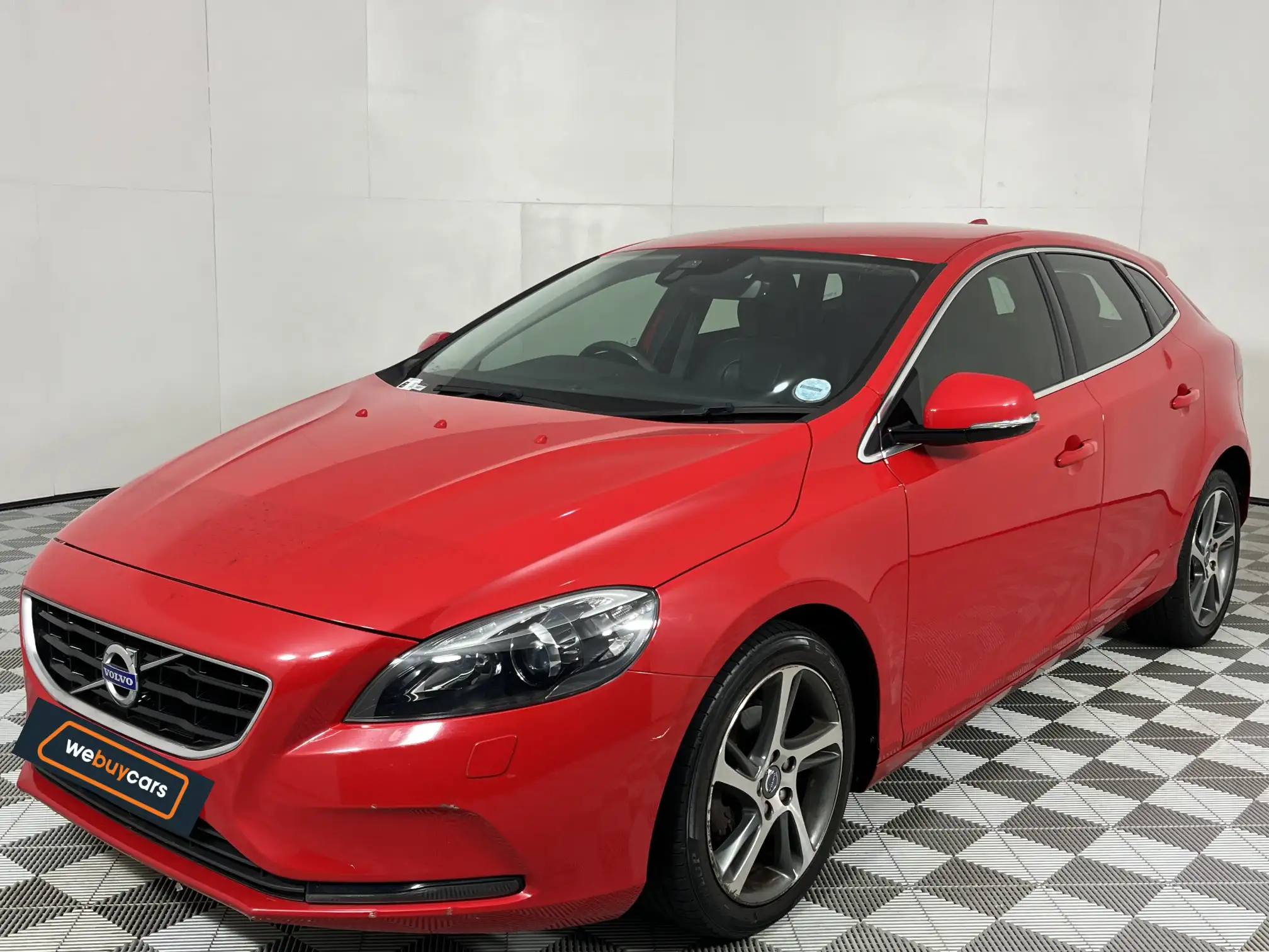 Volvo V40