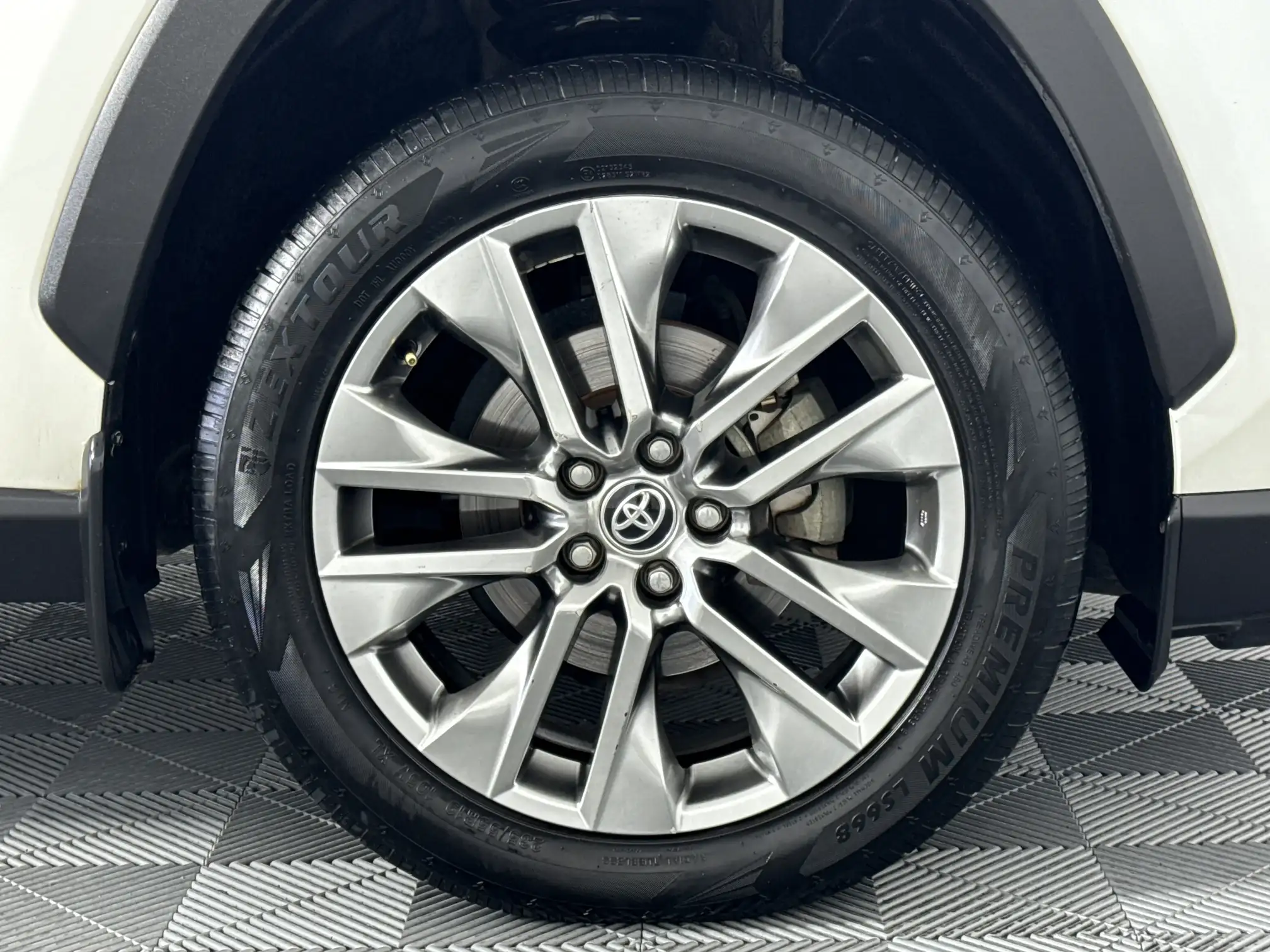 Toyota RAV 4