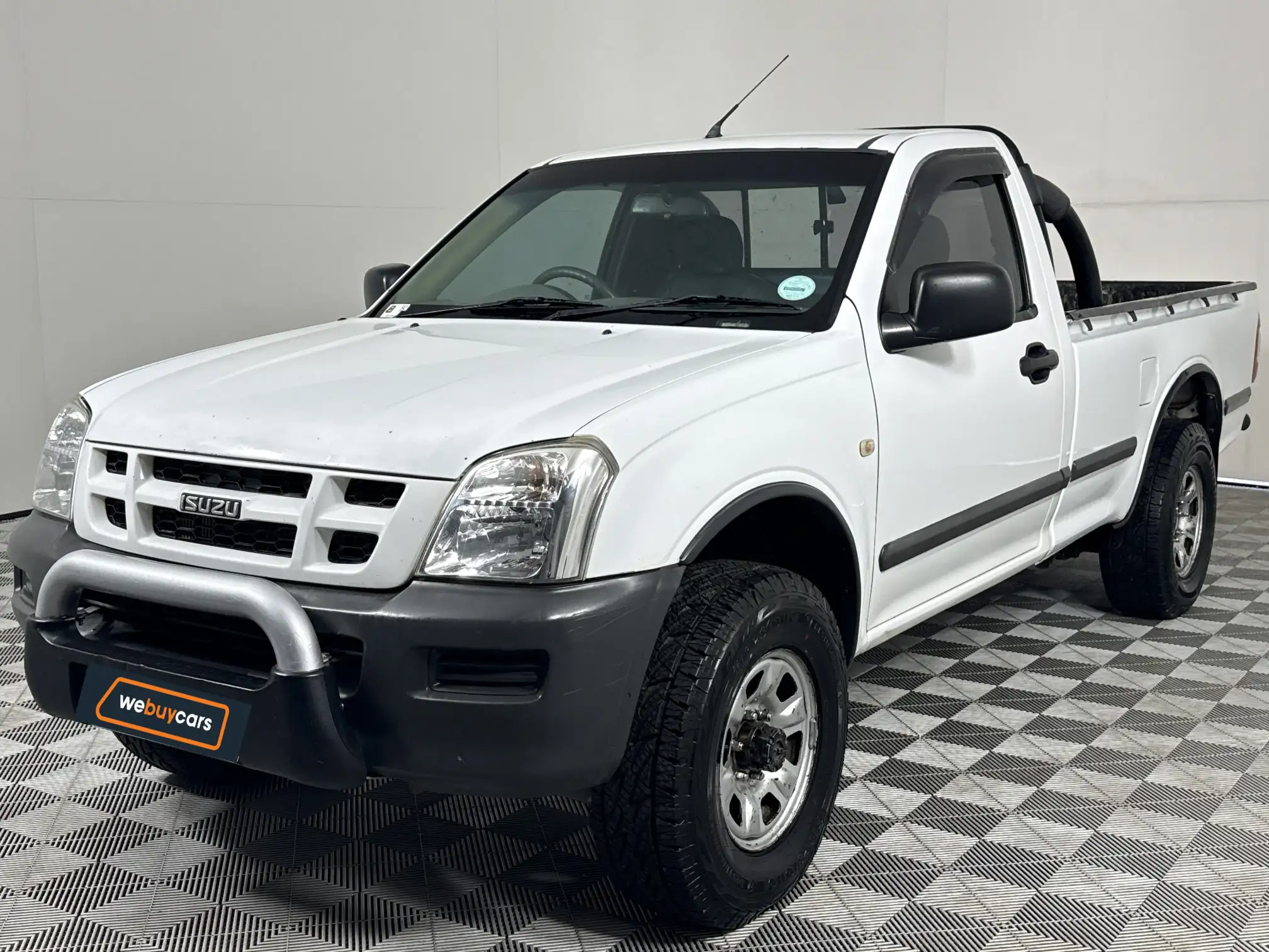 2005 Isuzu KB