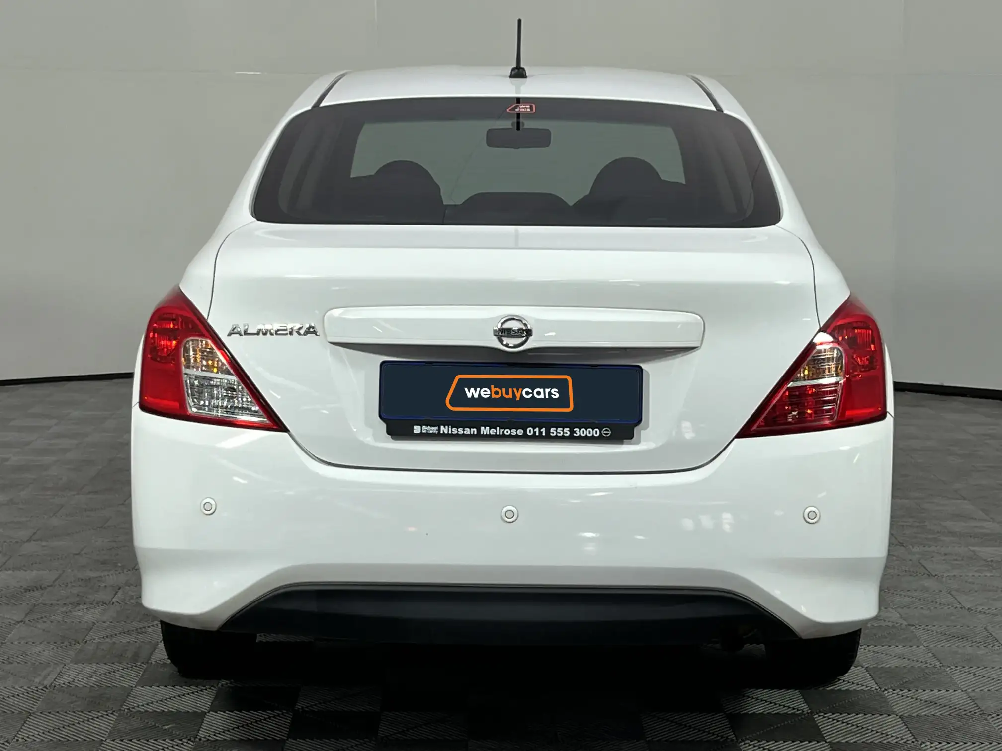 Nissan Almera