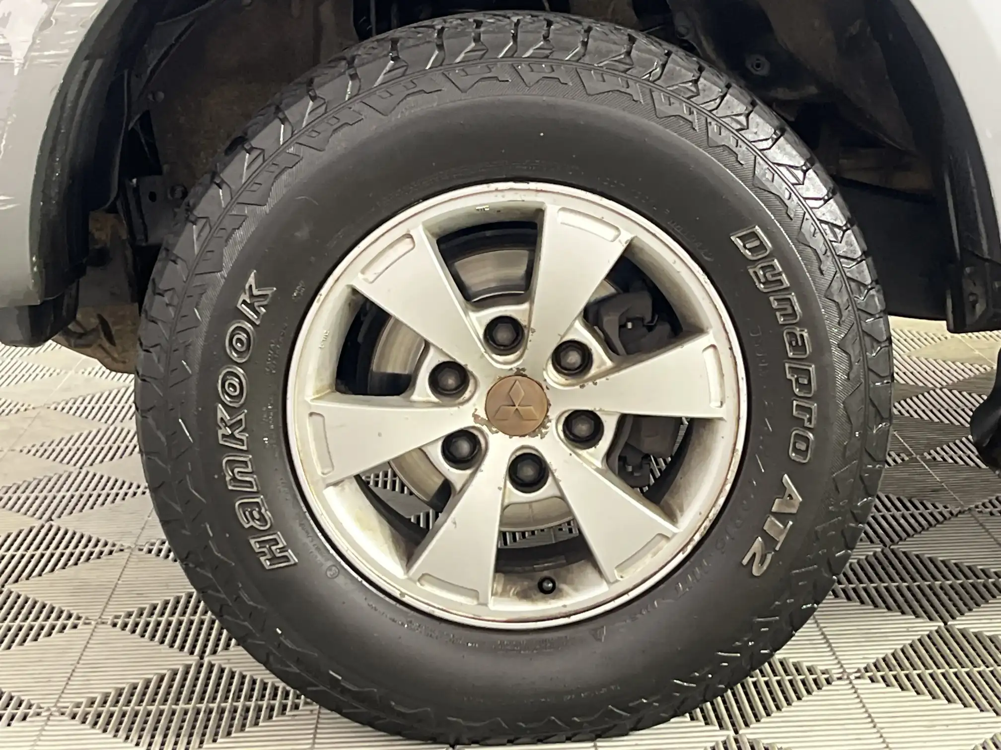 Mitsubishi Triton