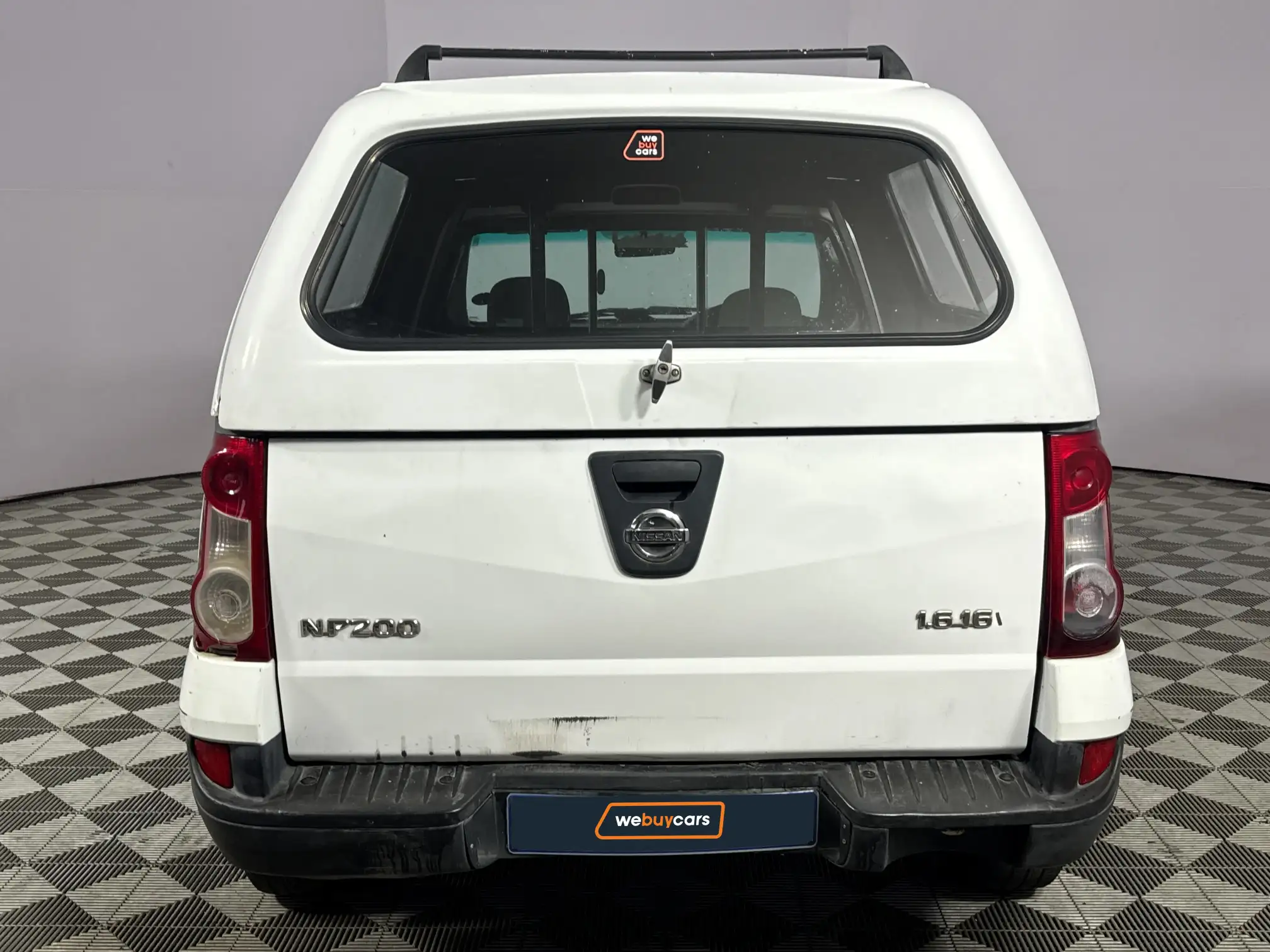 Nissan NP200