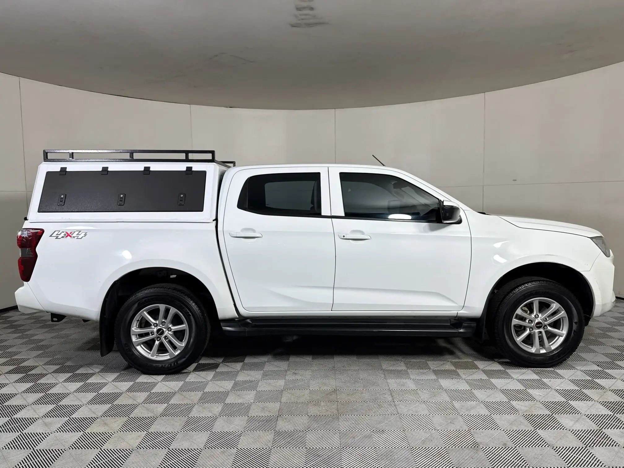 Isuzu D-MAX
