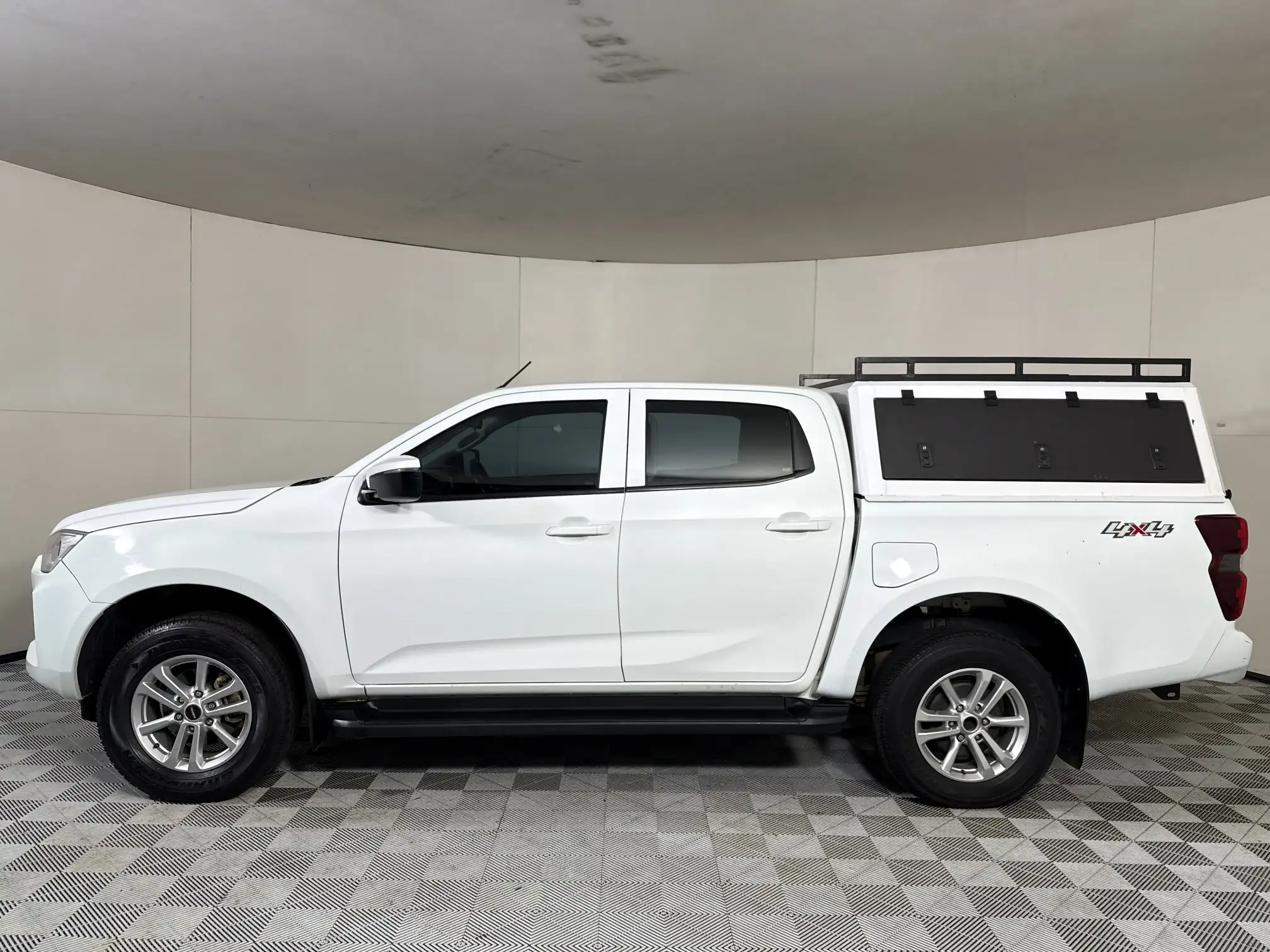 Isuzu D-MAX