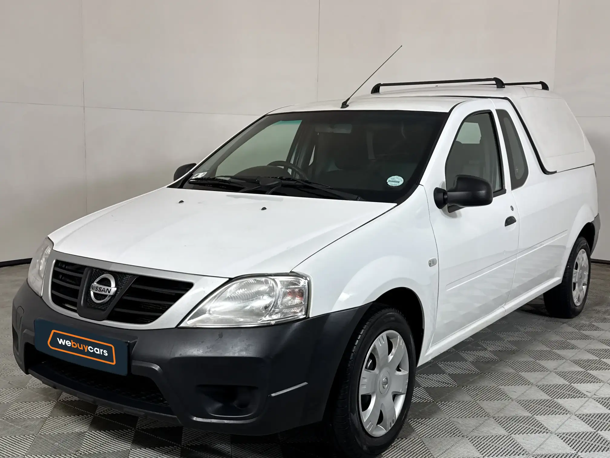 2021 Nissan NP200