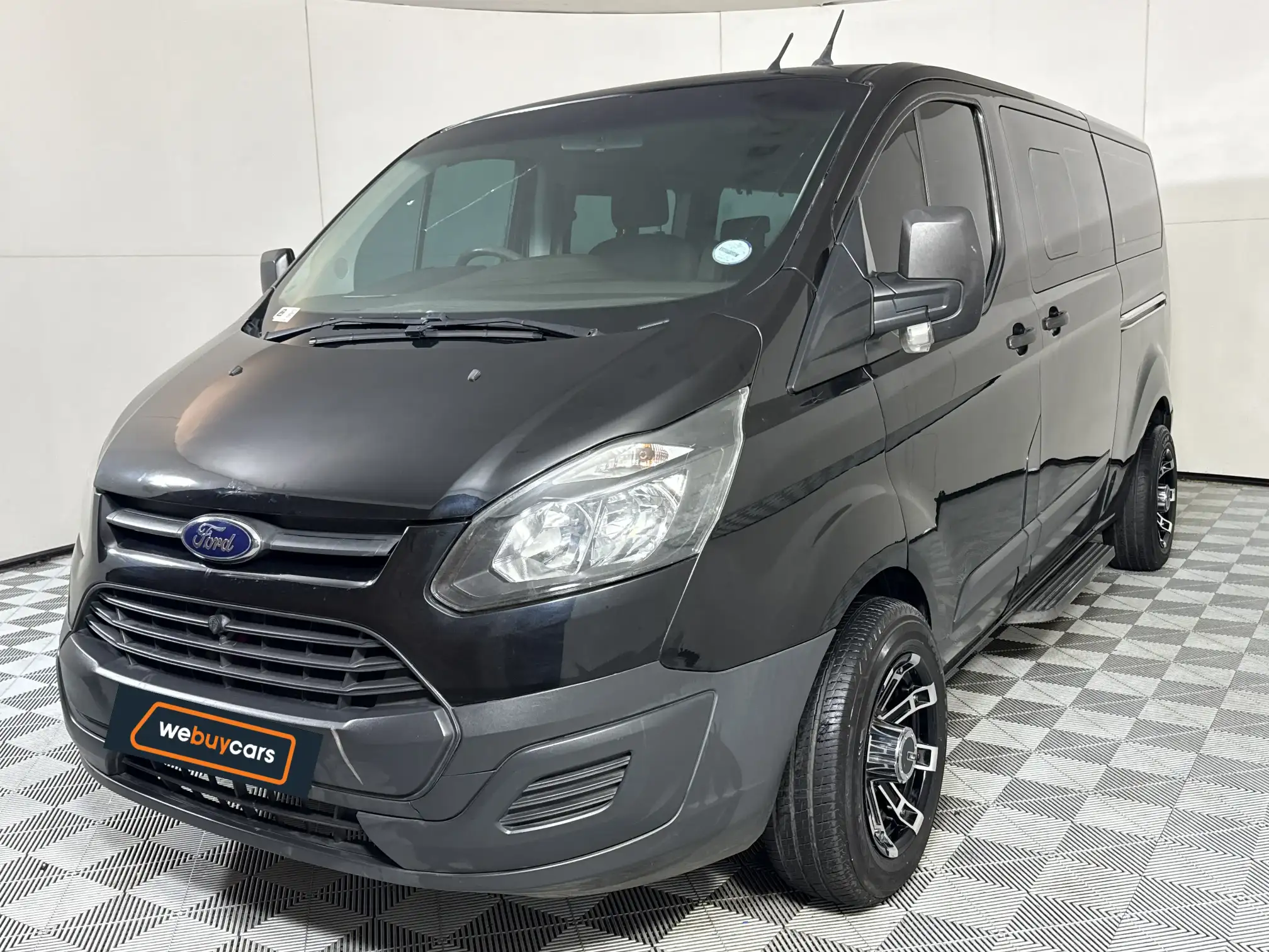 2016 Ford Tourneo