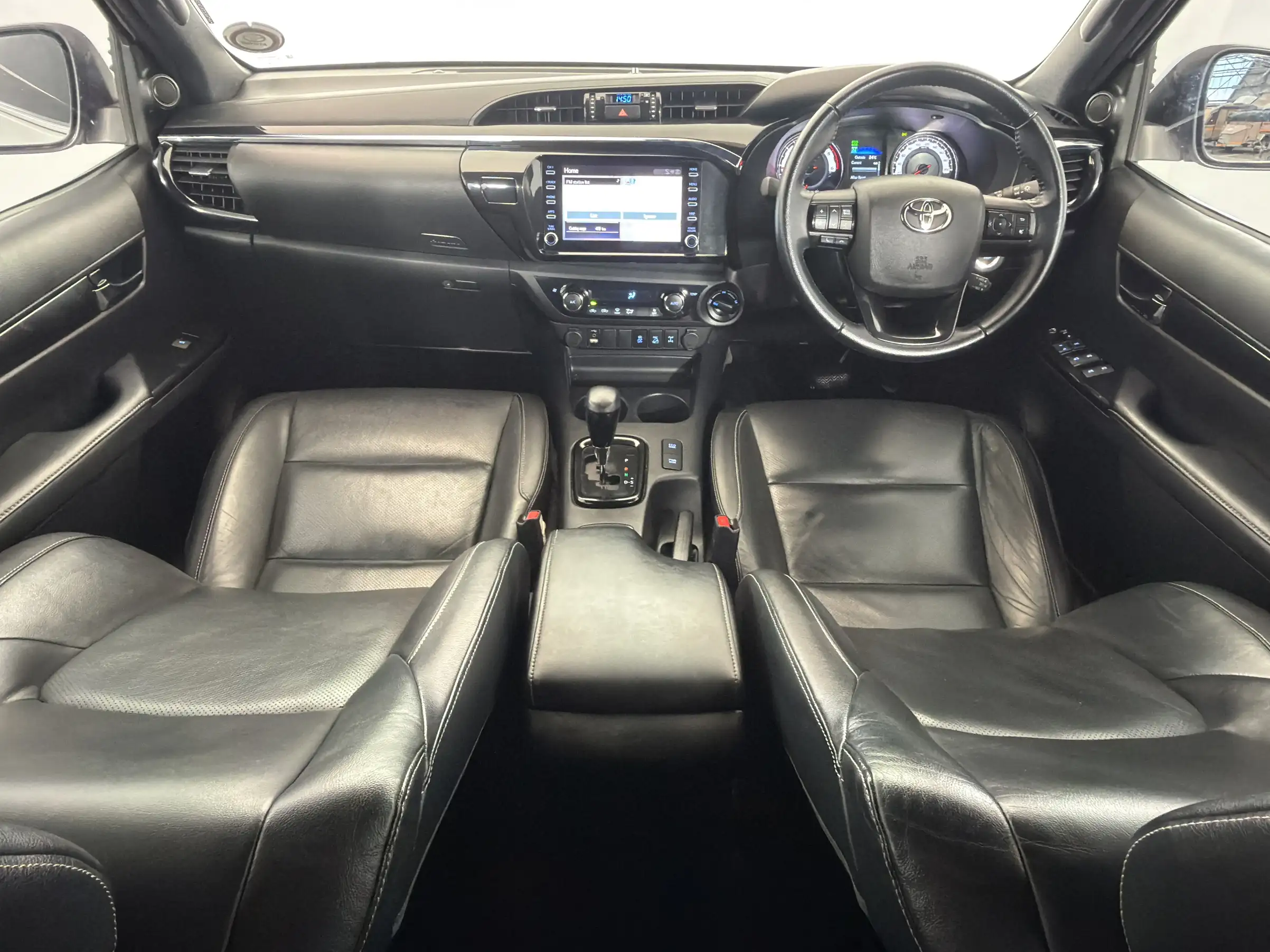 We Buy Cars | 2020 Toyota Hilux — Stock Number BEFE09501