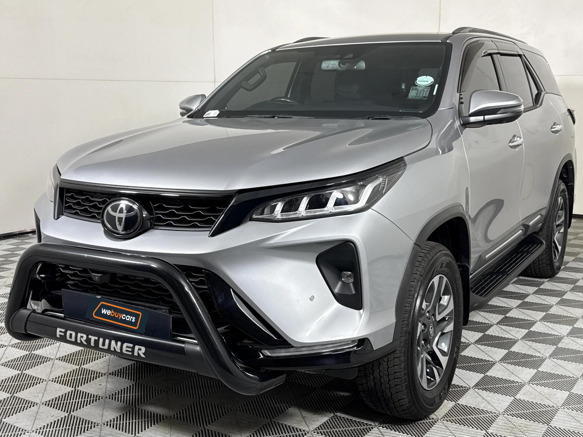 Toyota Fortuner VI 2.8GD-6 VX Auto 