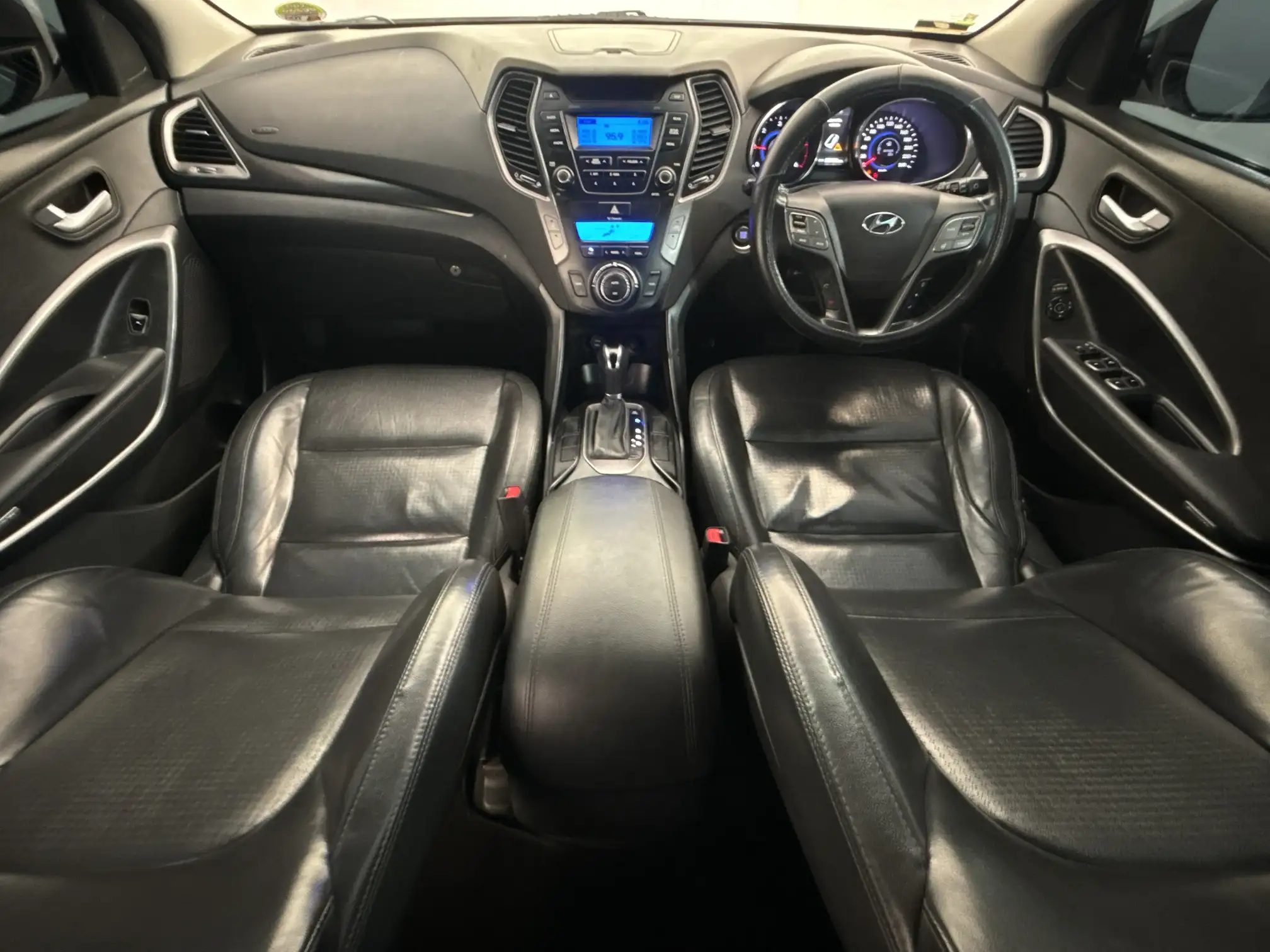 Hyundai Santa-FE