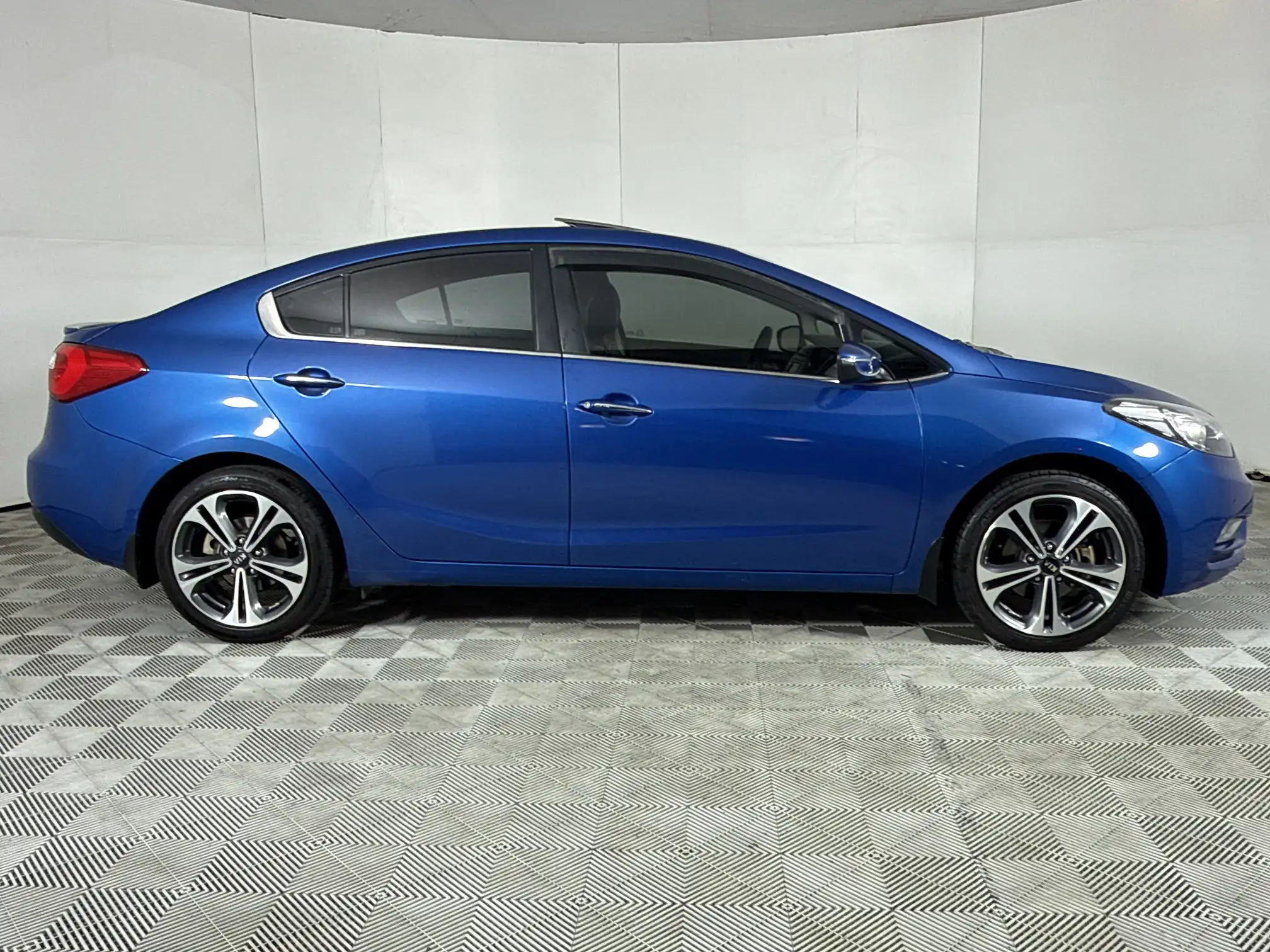 KIA Cerato