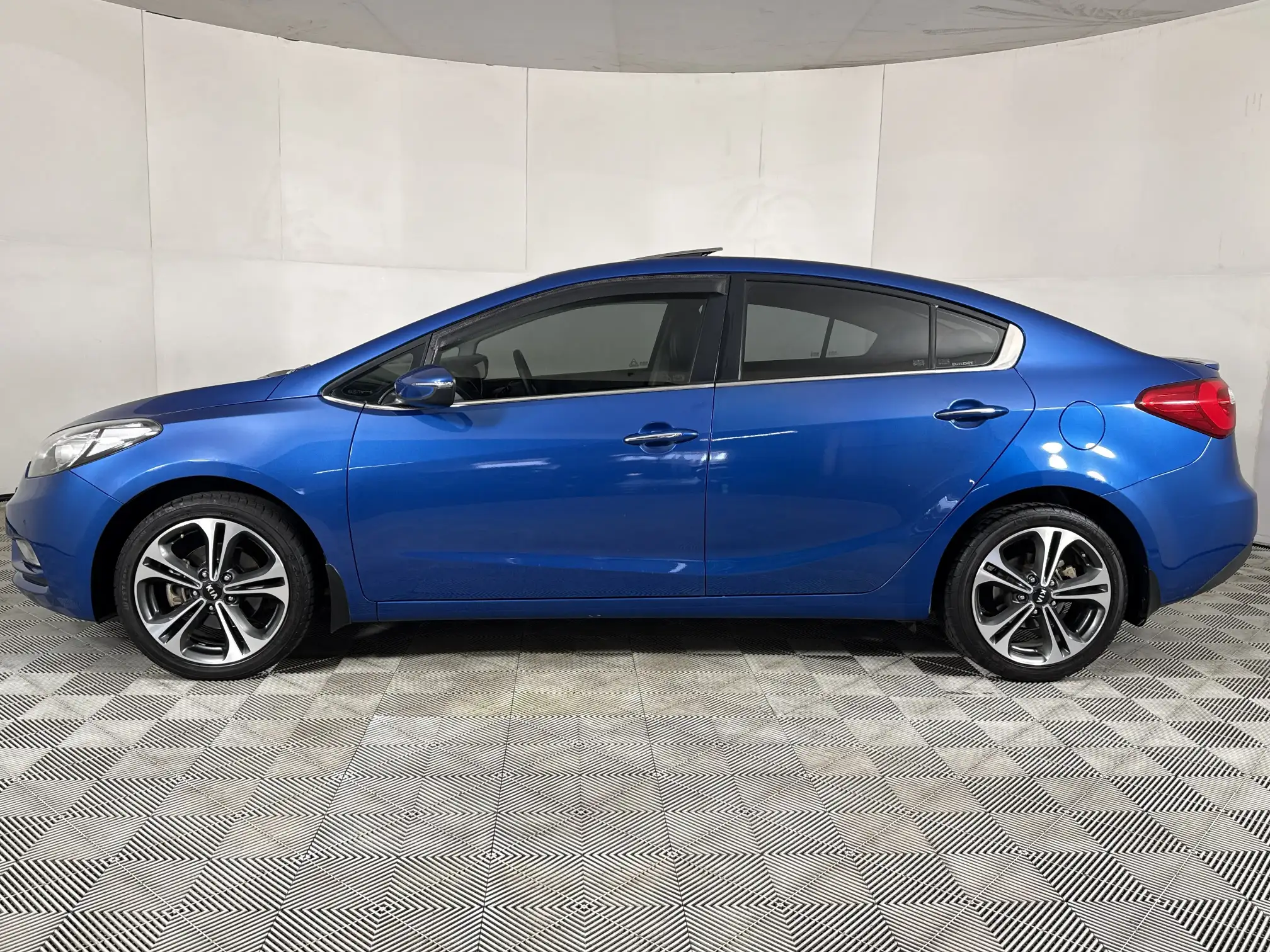KIA Cerato