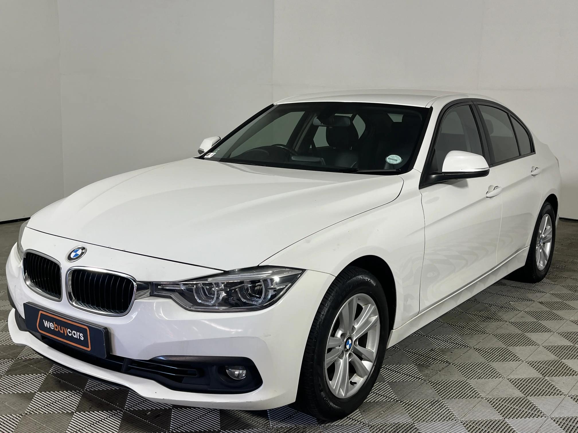 BMW 320i (F30) Auto